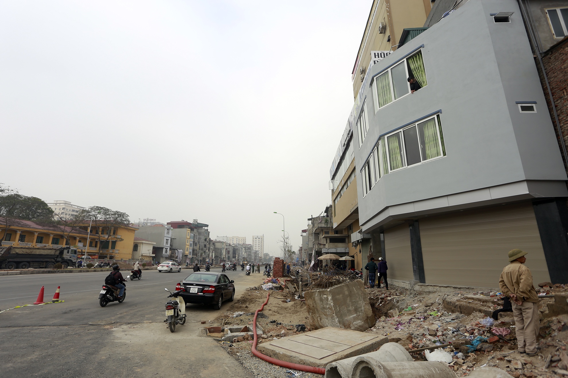 Nha sieu meo dua nhau moc tren doan duong nghin ty hinh anh