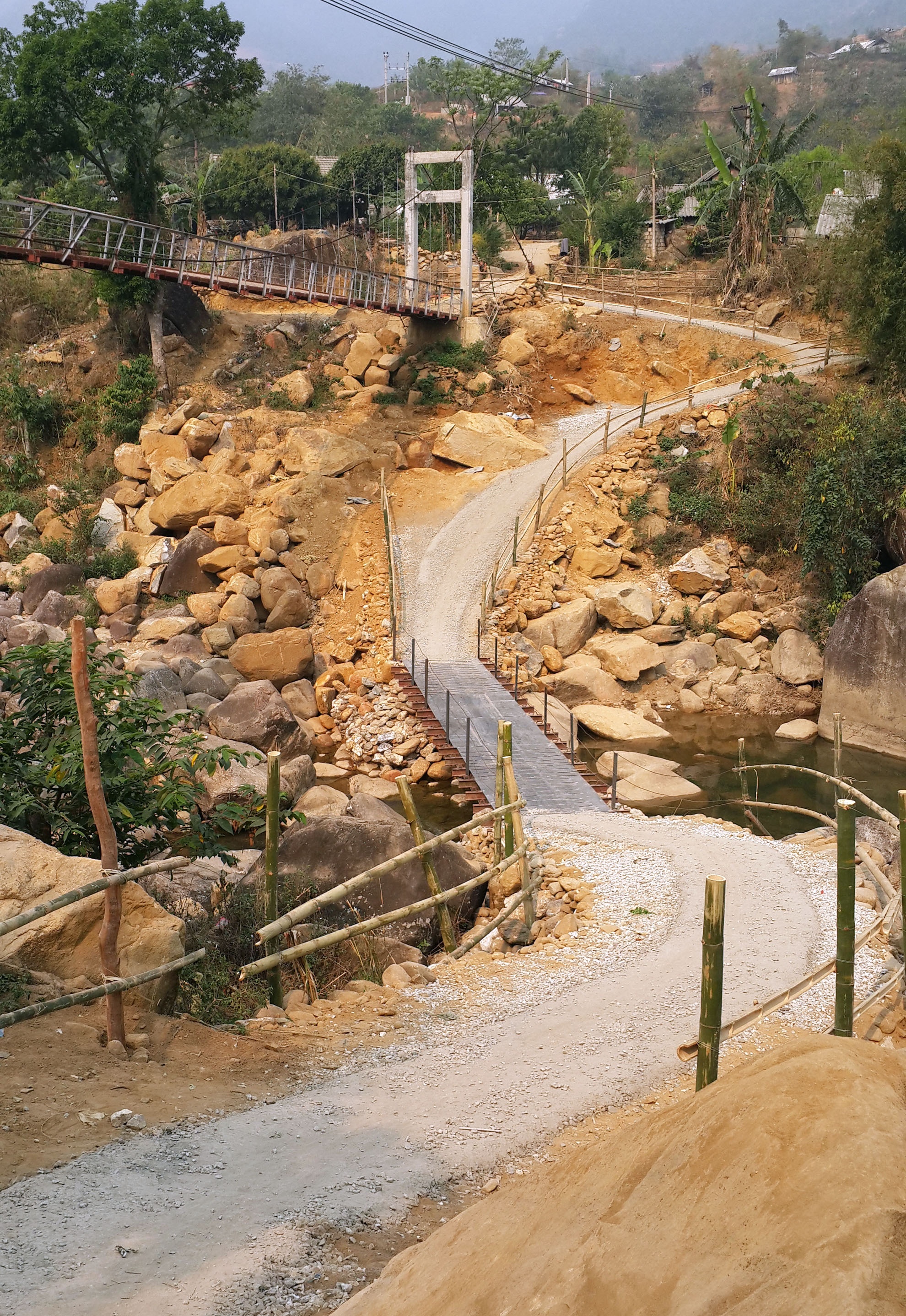 Thao do cau treo Chu Va 6 hinh anh