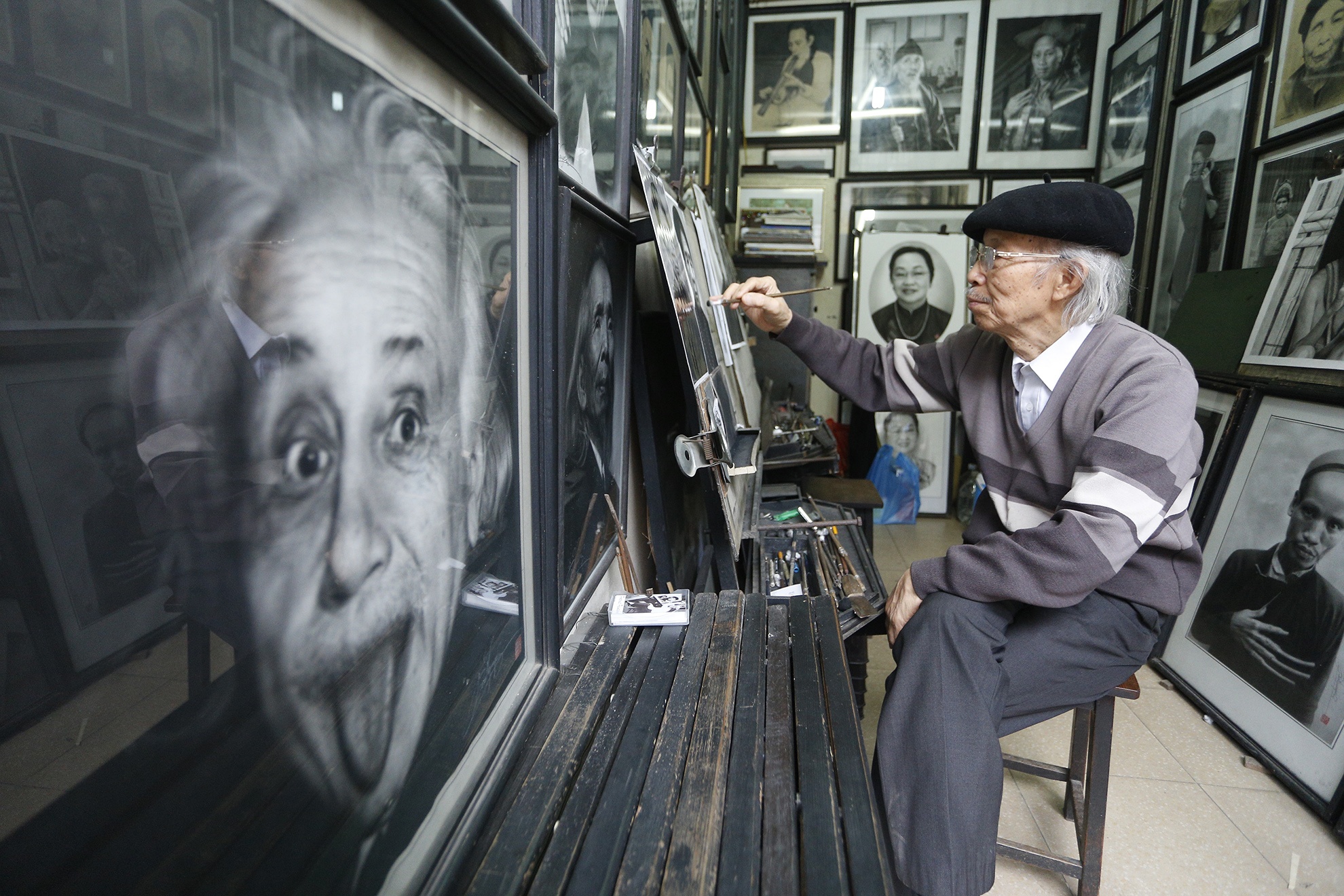 Nhung nghe mot thoi vang bong o Ha Noi gio ra sao? hinh anh