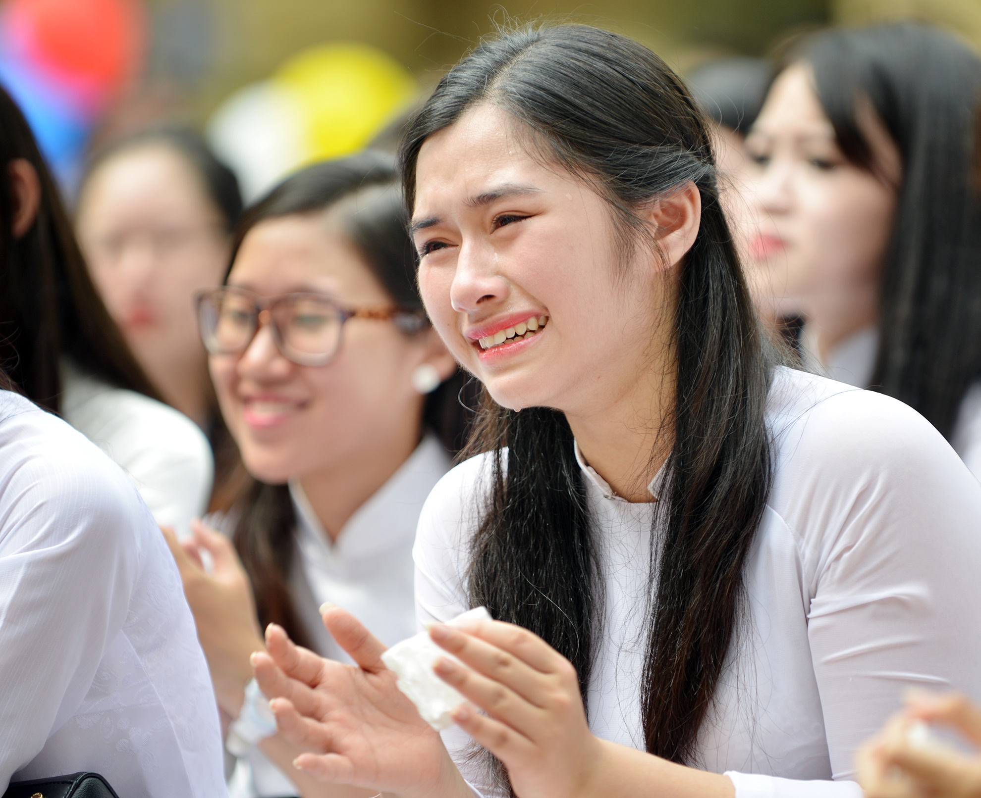 Khoanh khac khoc cuoi cua teen Viet Duc ngay be giang hinh anh