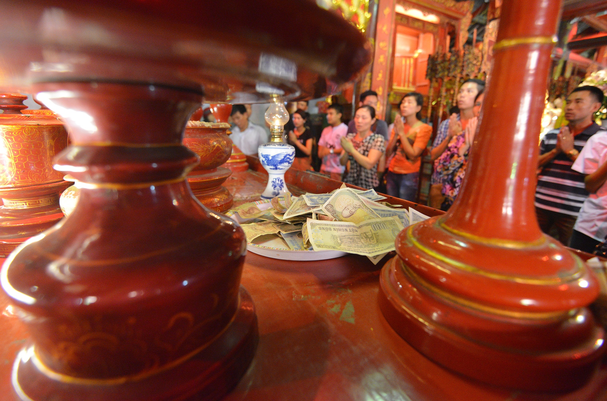 Si tu tho lo tam tu truoc ngay thi dai hoc o Van Mieu hinh anh