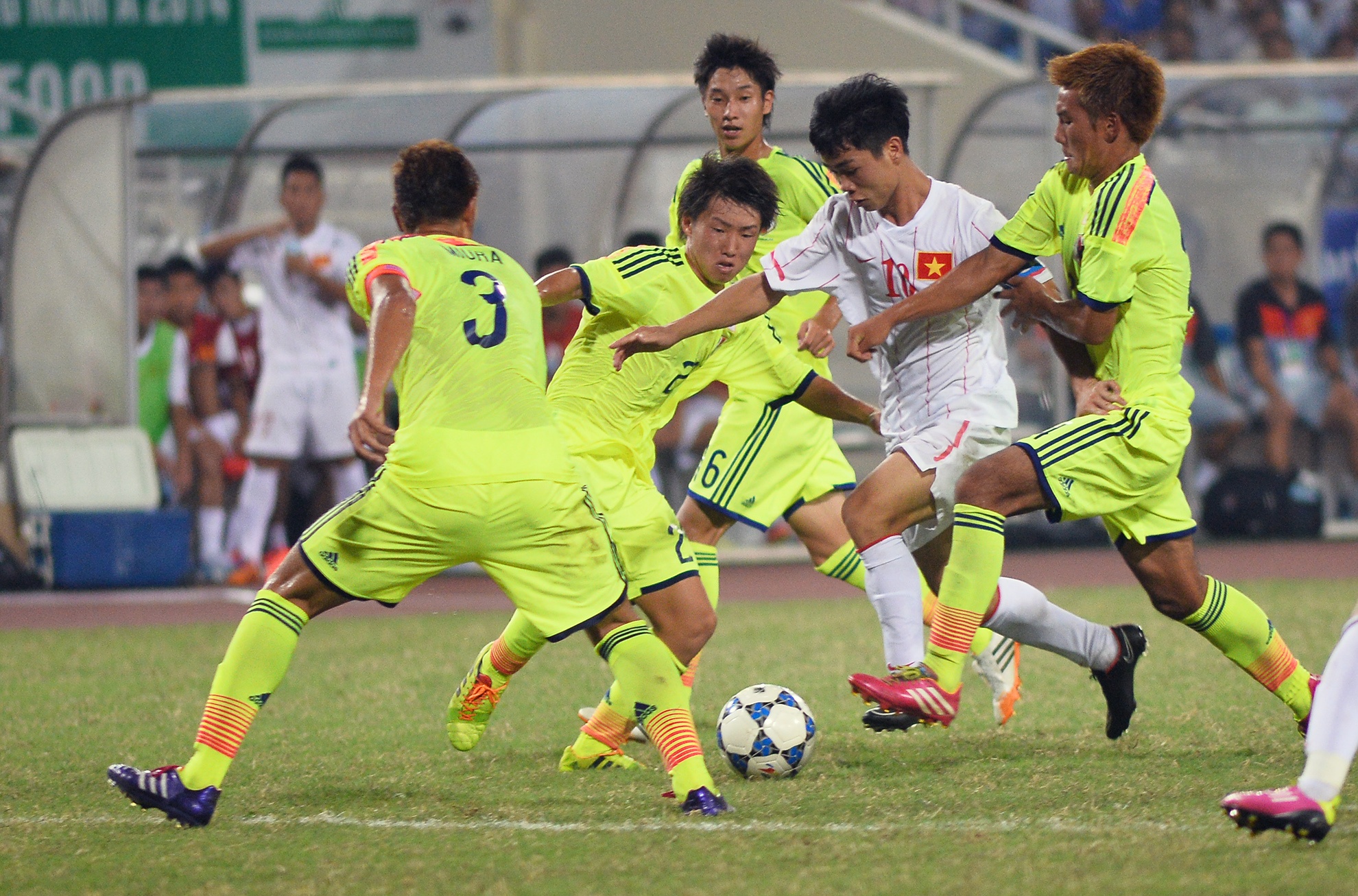 Cong Phuong lien tuc lam kho hang thu Nhat Ban hinh anh