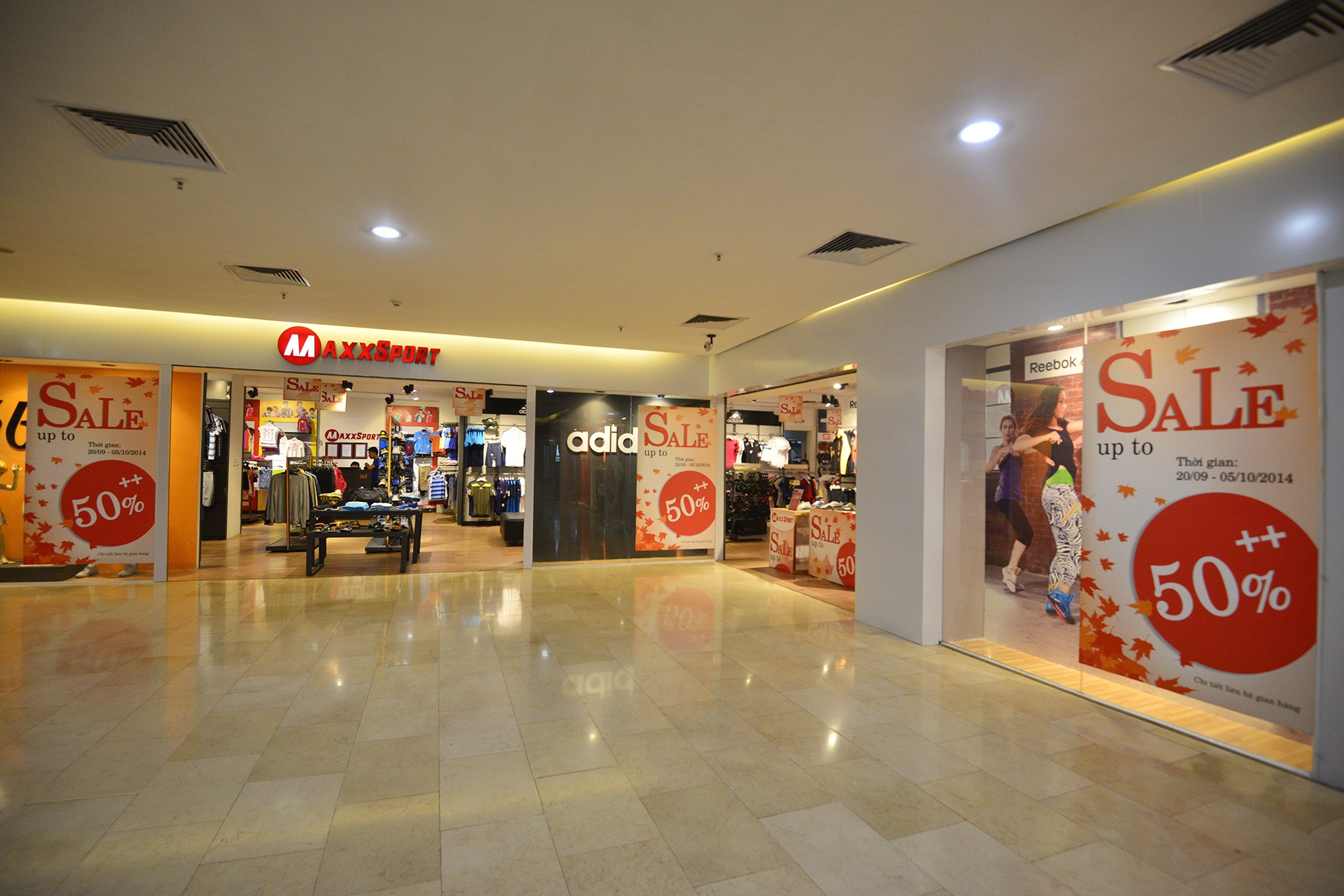 Canh diu hiu o cac trung tam mua sam lon nhat Ha Noi hinh anh