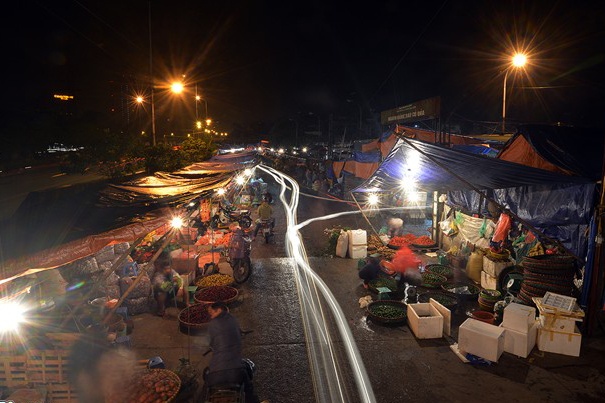 Ben trong cho troi thu vi bac nhat the gioi tai Viet Nam hinh anh