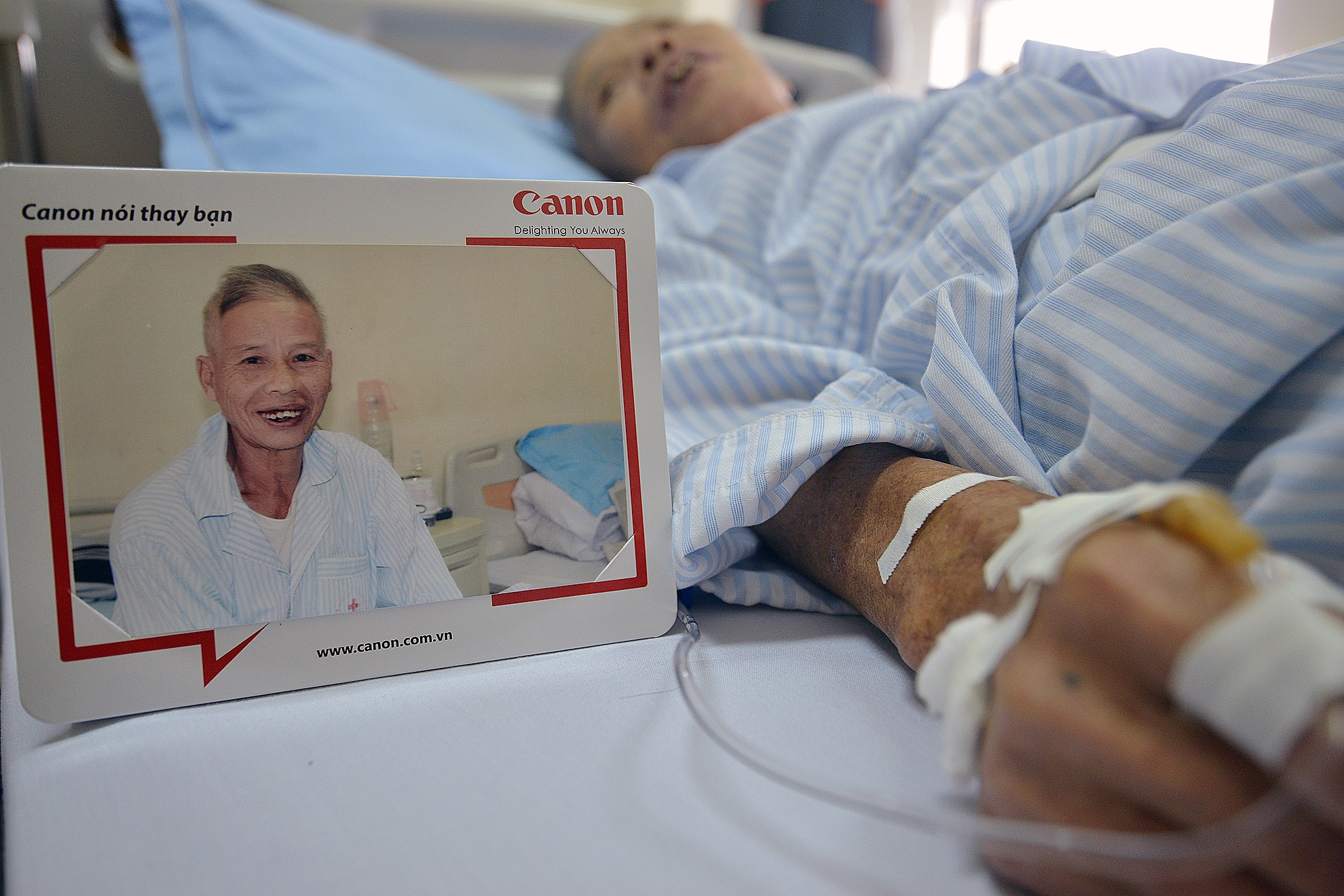 Hang tram benh nhan duoc chup anh mien phi hinh anh