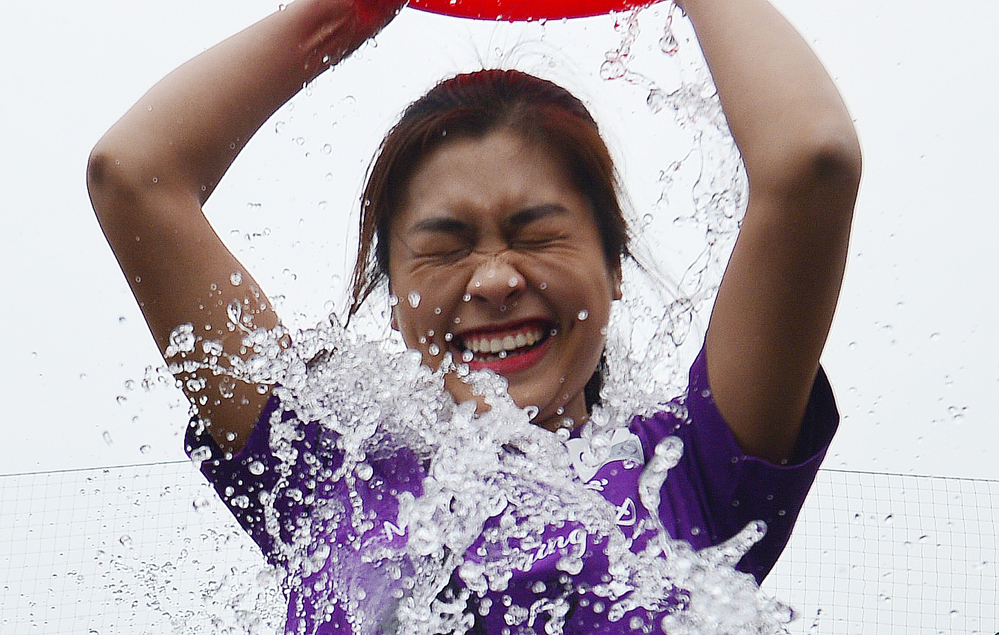 Doi nuoc da len nguoi trong gia ret 16 do C o Ha Noi hinh anh