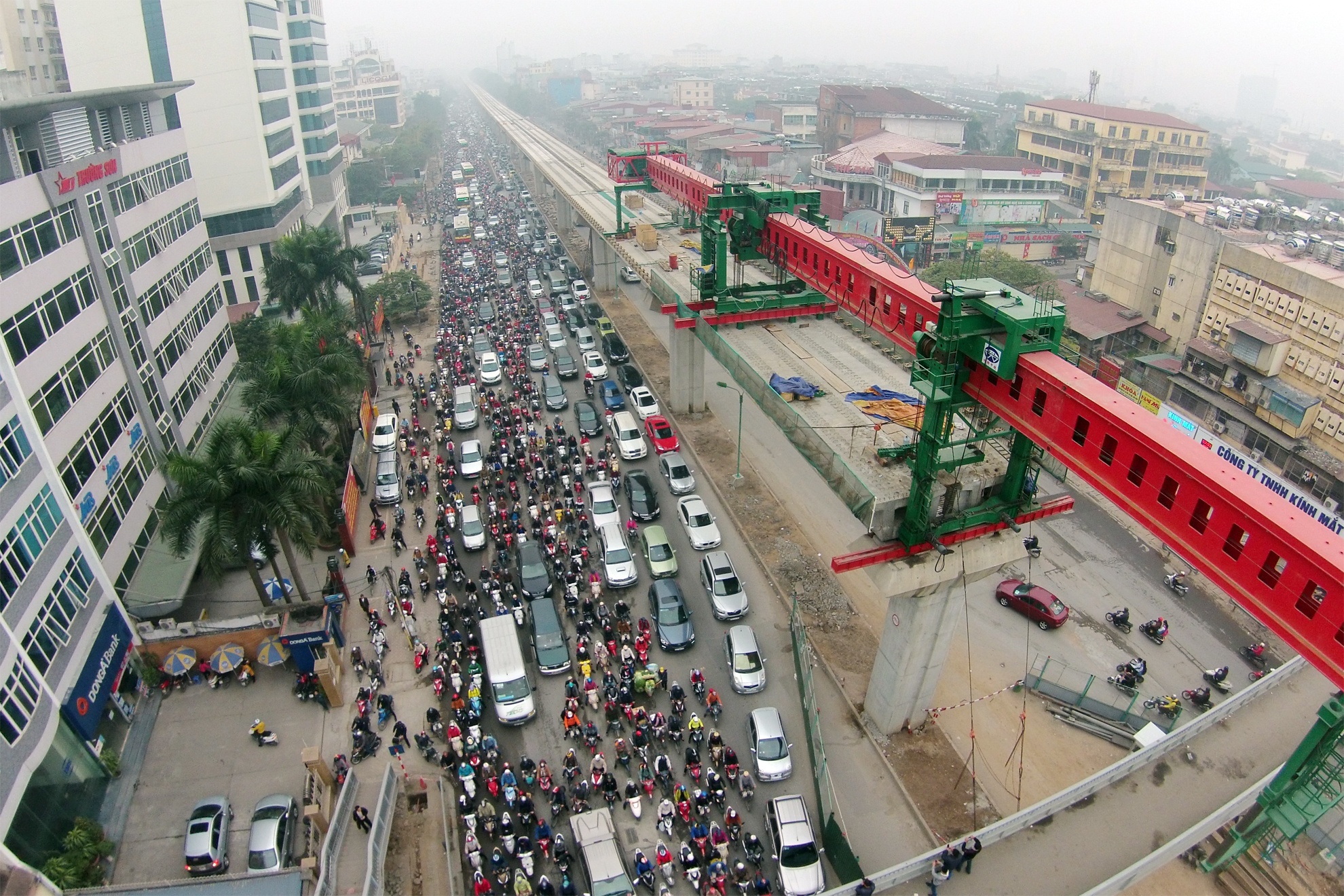 Canh un tac o nut giao khon kho nhat Ha Noi hinh anh