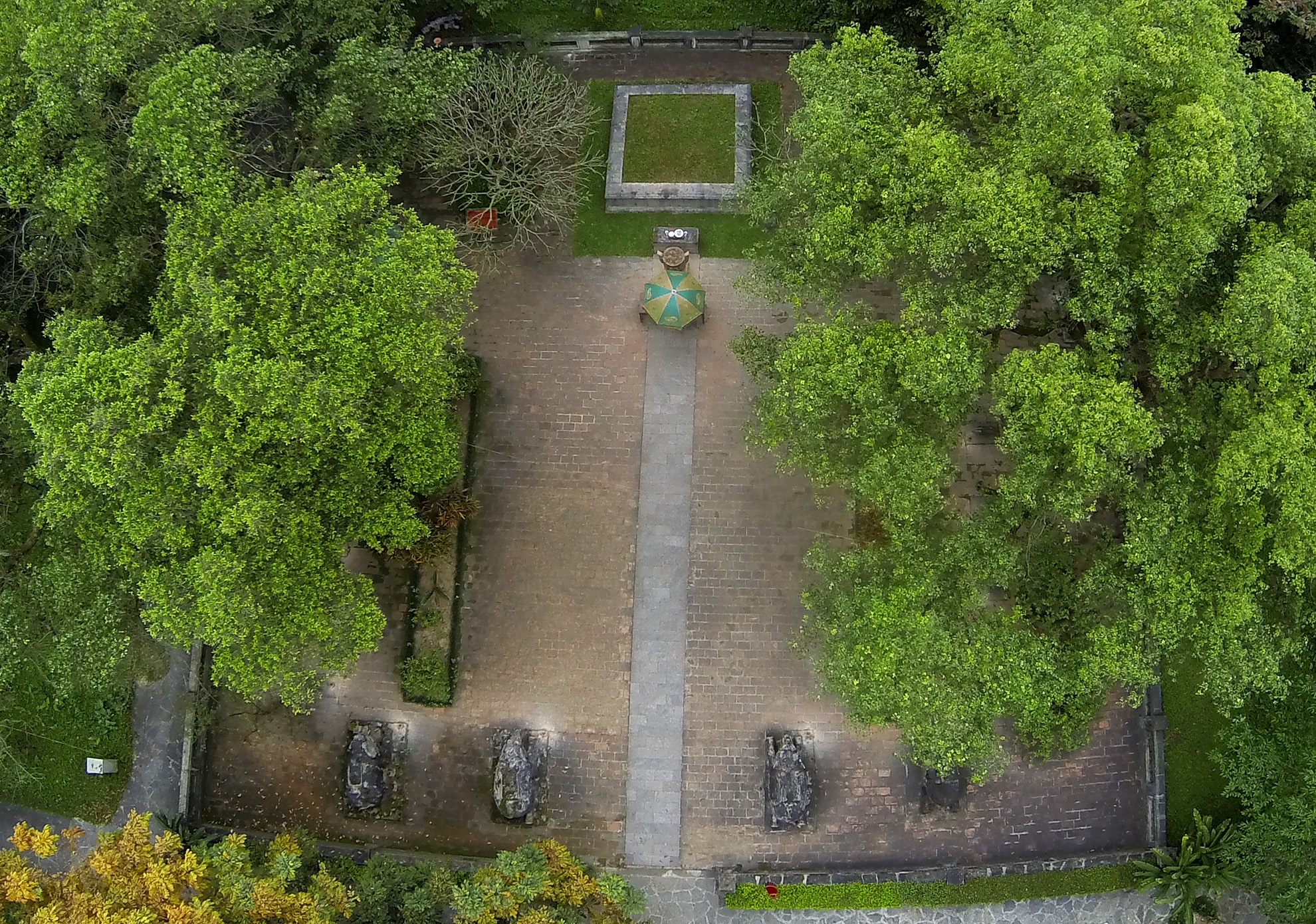 Co do Lam Kinh nhin tu tren cao hinh anh