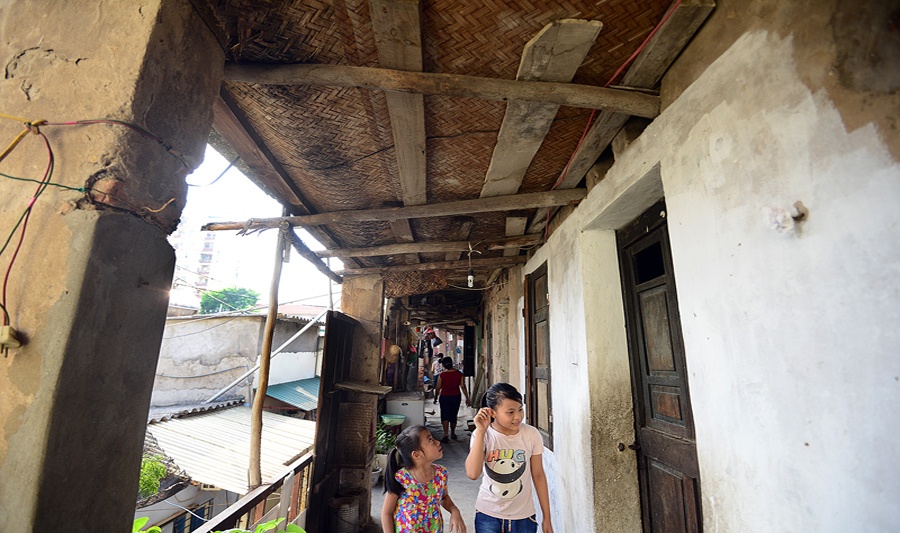 400 nguoi song trong khu tap the cho sap hinh anh