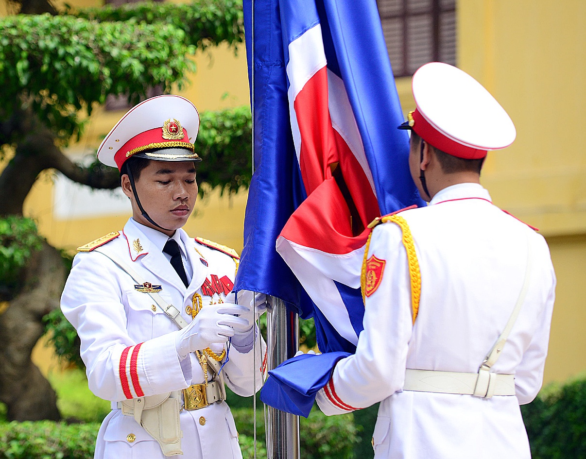 Le thuong co ASEAN trong the tai Ha Noi hinh anh