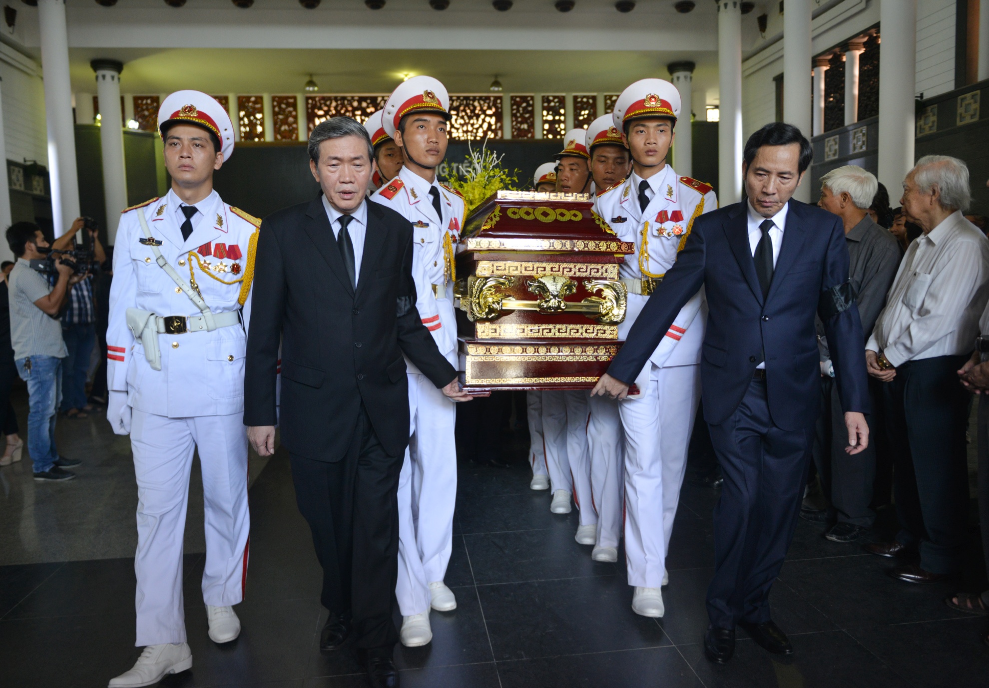 Le truy dieu nha bao Huu Tho tai Ha Noi hinh anh