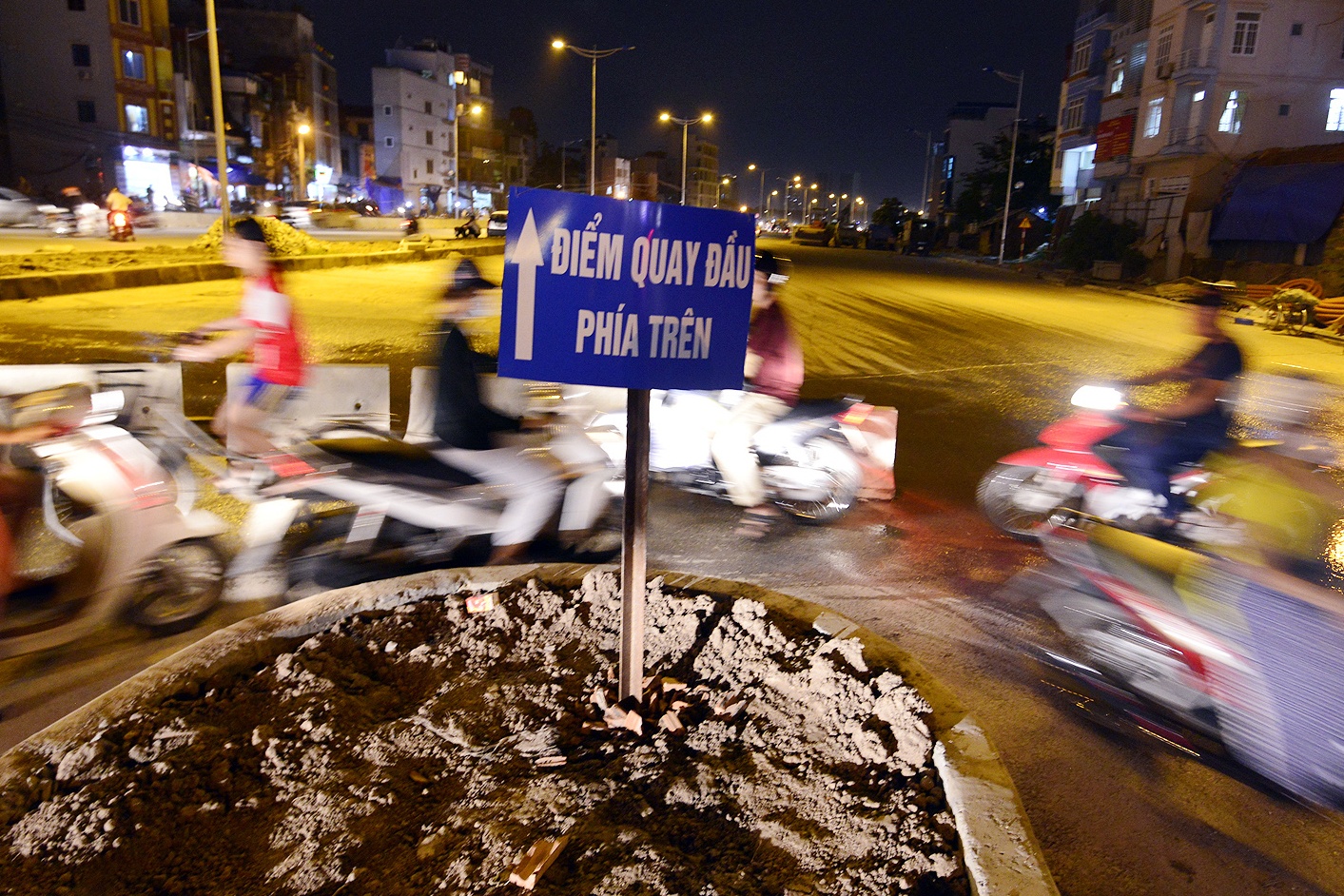 Ma tran duong Buoi sau khi rao chan thi cong hinh anh