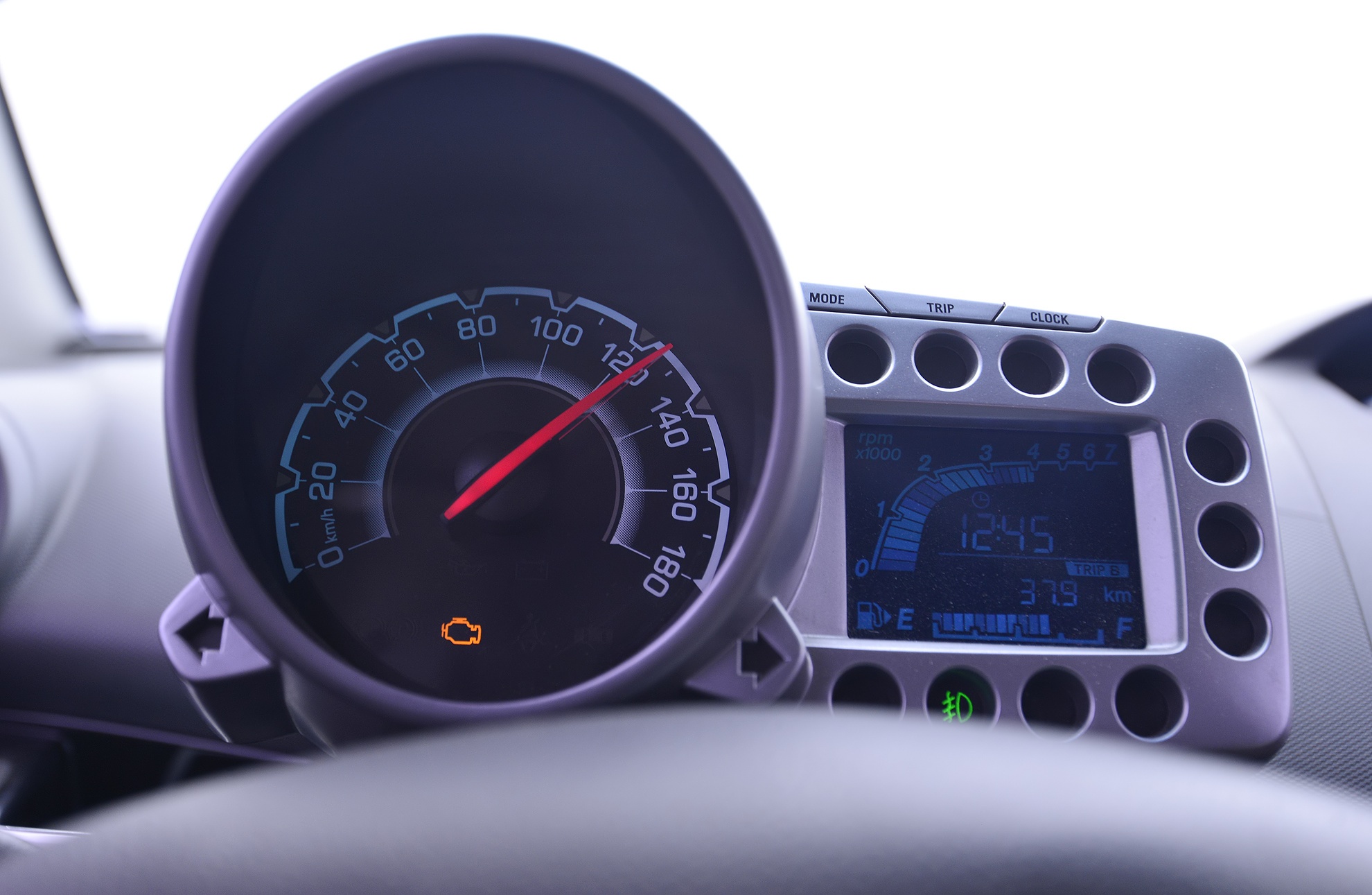 Mot gio tren cao toc hien dai nhat Viet Nam hinh anh