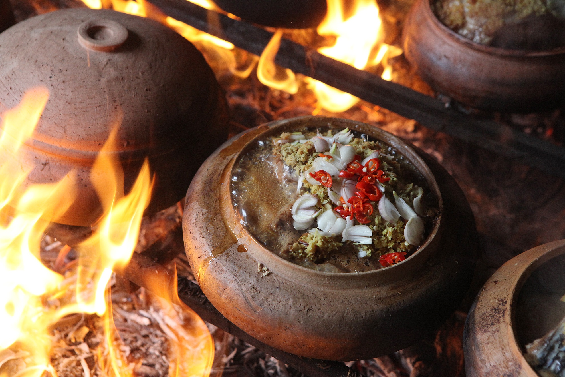 Bi quyet kho ca dip Tet o lang Vu Dai hinh anh