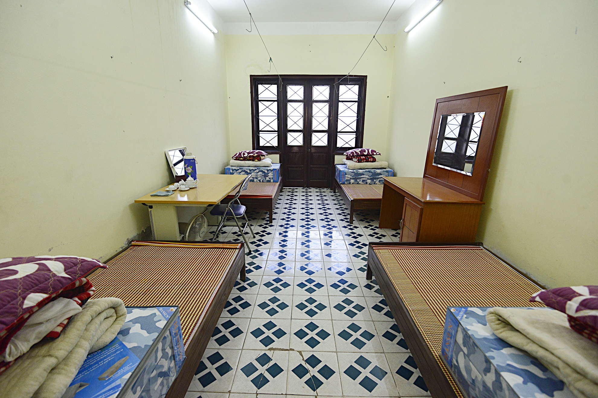 Nha don Tet cua nguoi vo gia cu trong truong dai hoc hinh anh