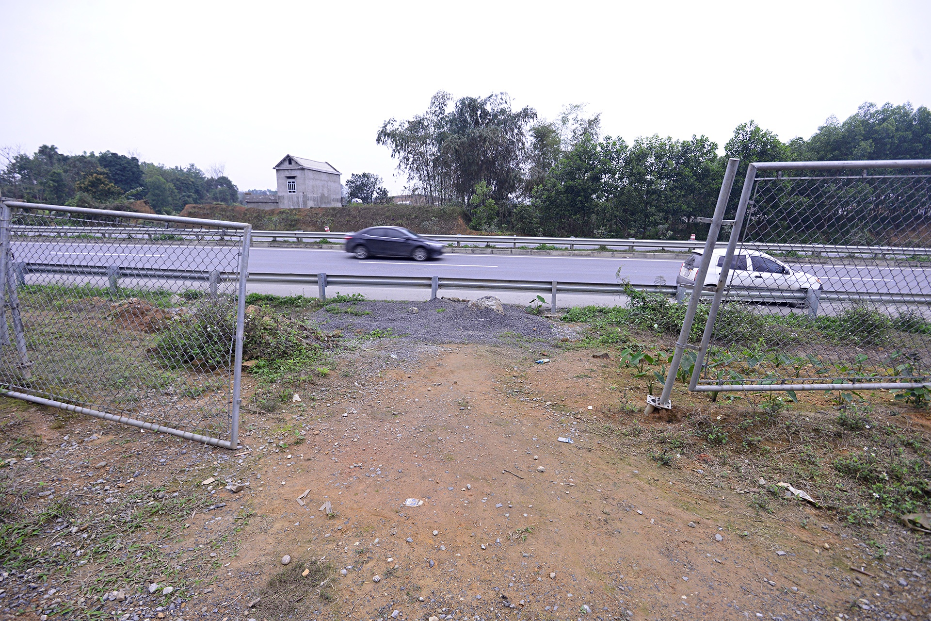 Dan pha rao cao toc anh 1