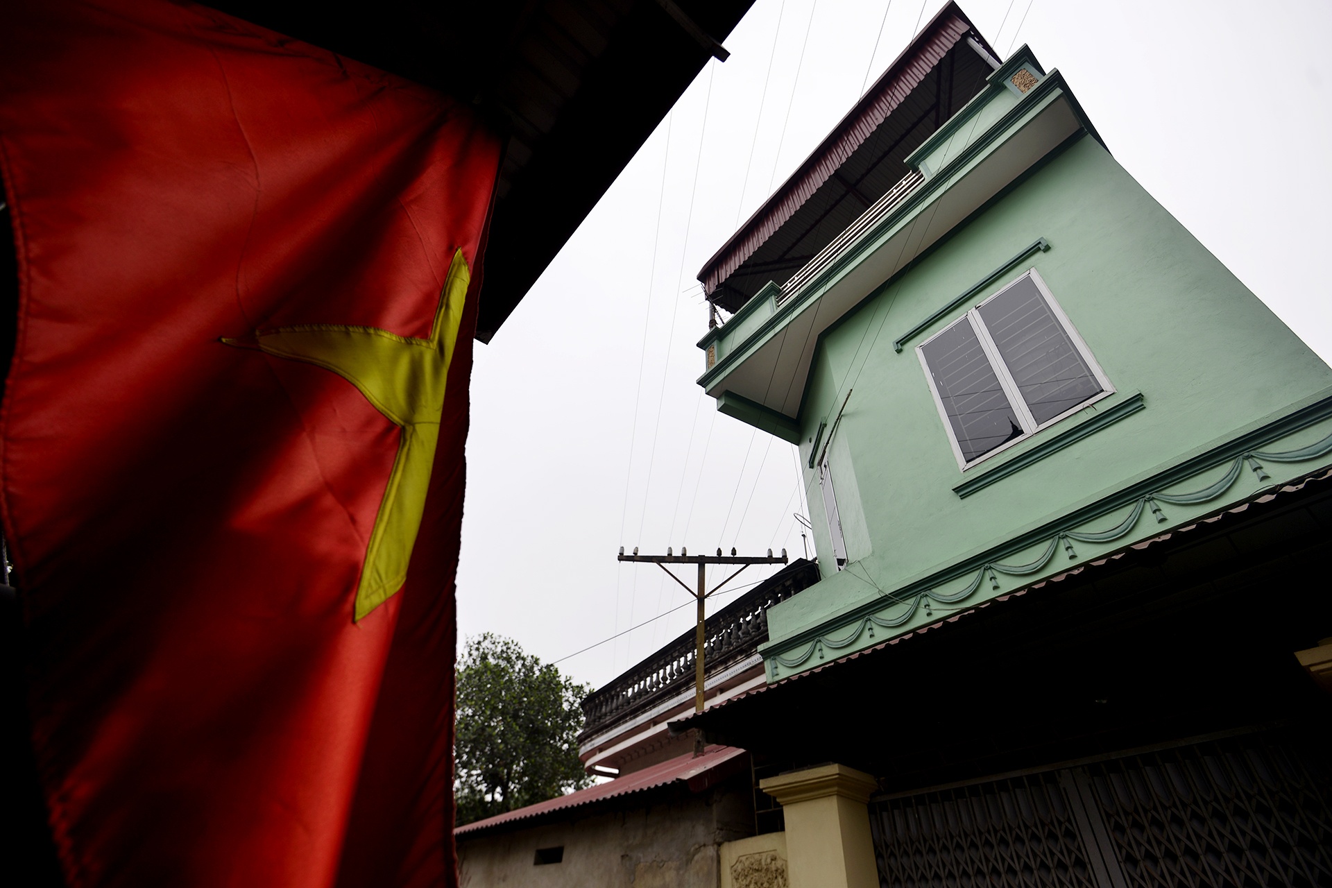 Cot dien vien thong xuyen nha anh 8