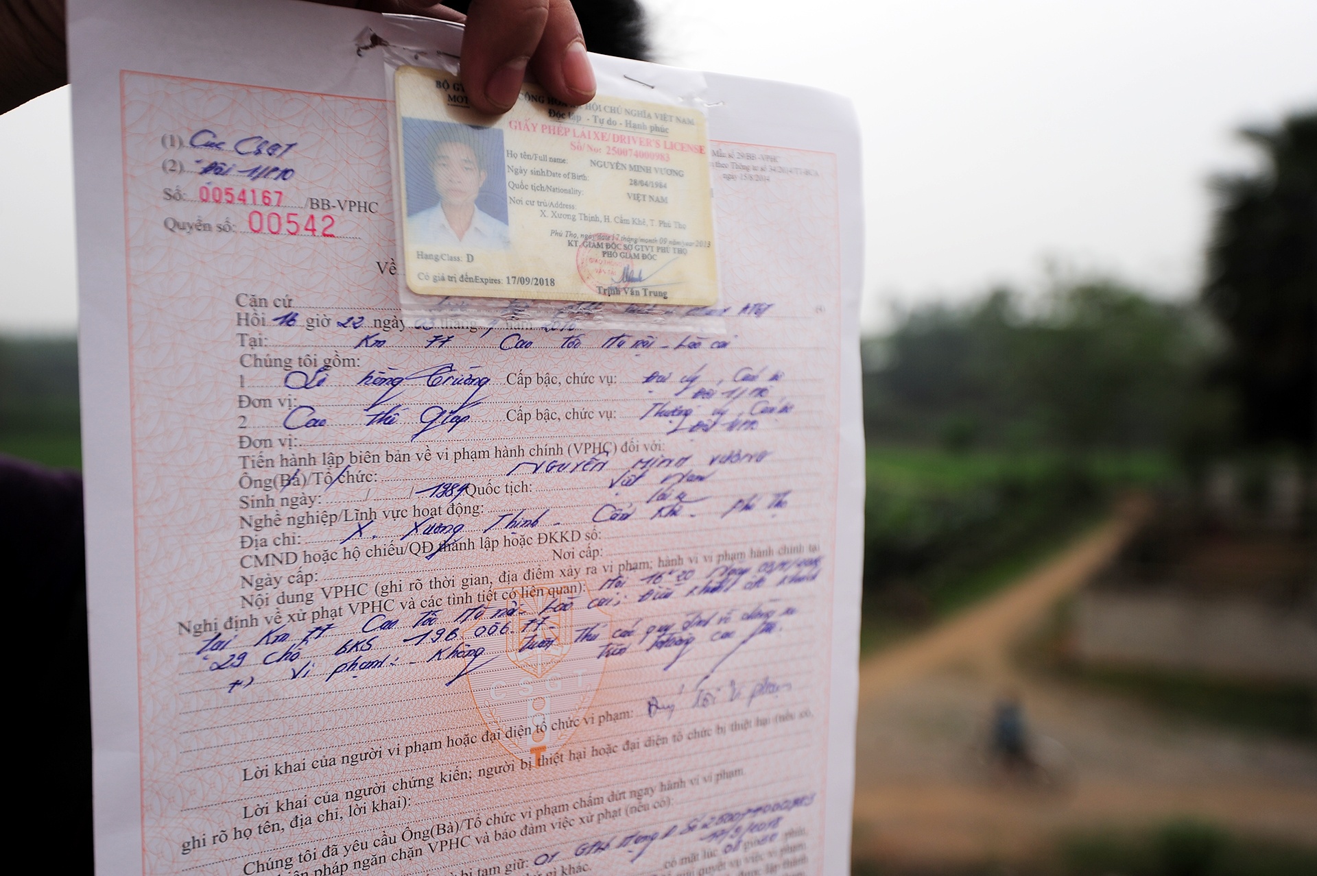 xe khach lao cai anh 4