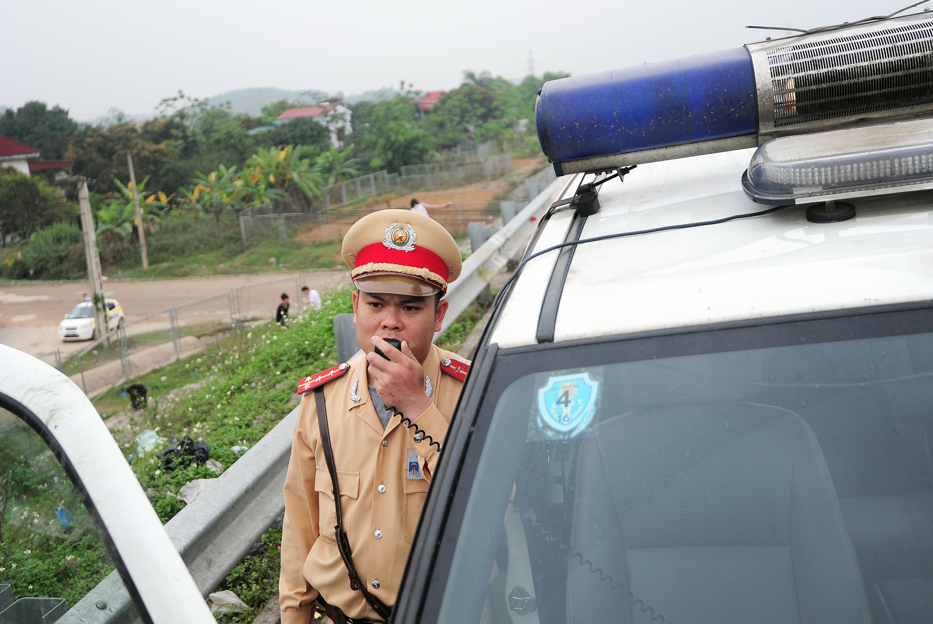 xe khach lao cai anh 5