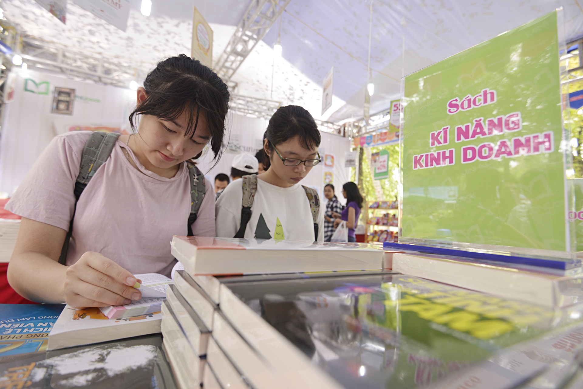 Khai mac hoi sach lan thu 3 anh 11