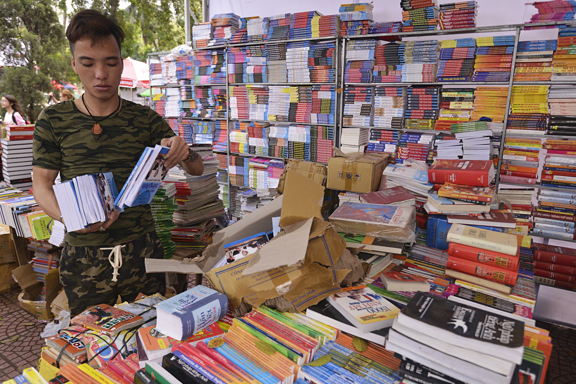 Khai mac hoi sach lan thu 3 anh 12