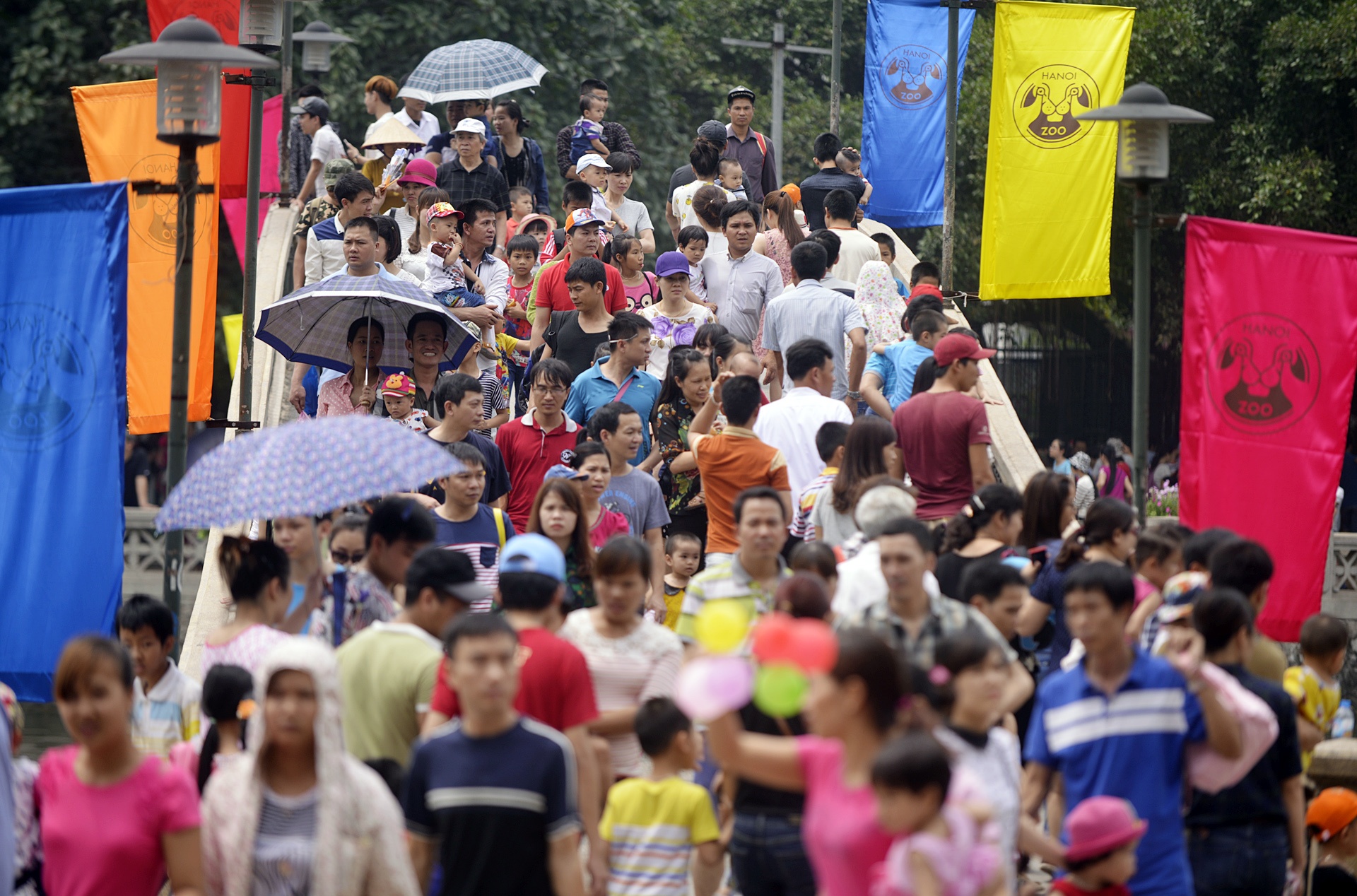 Khu vui choi dong nghit dip nghi le 30/4 anh 1