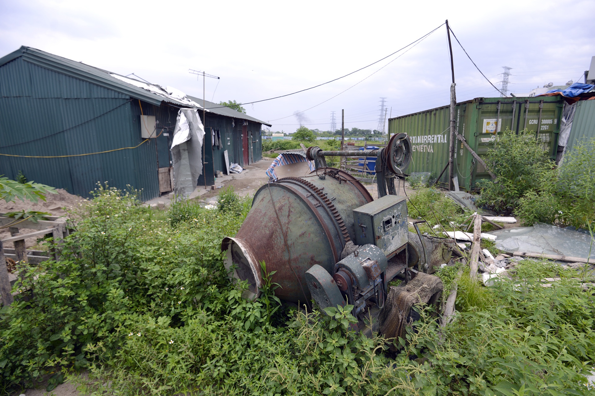 Khu biet thu thieu nuoc thieu duong di tai Ha Noi anh 12