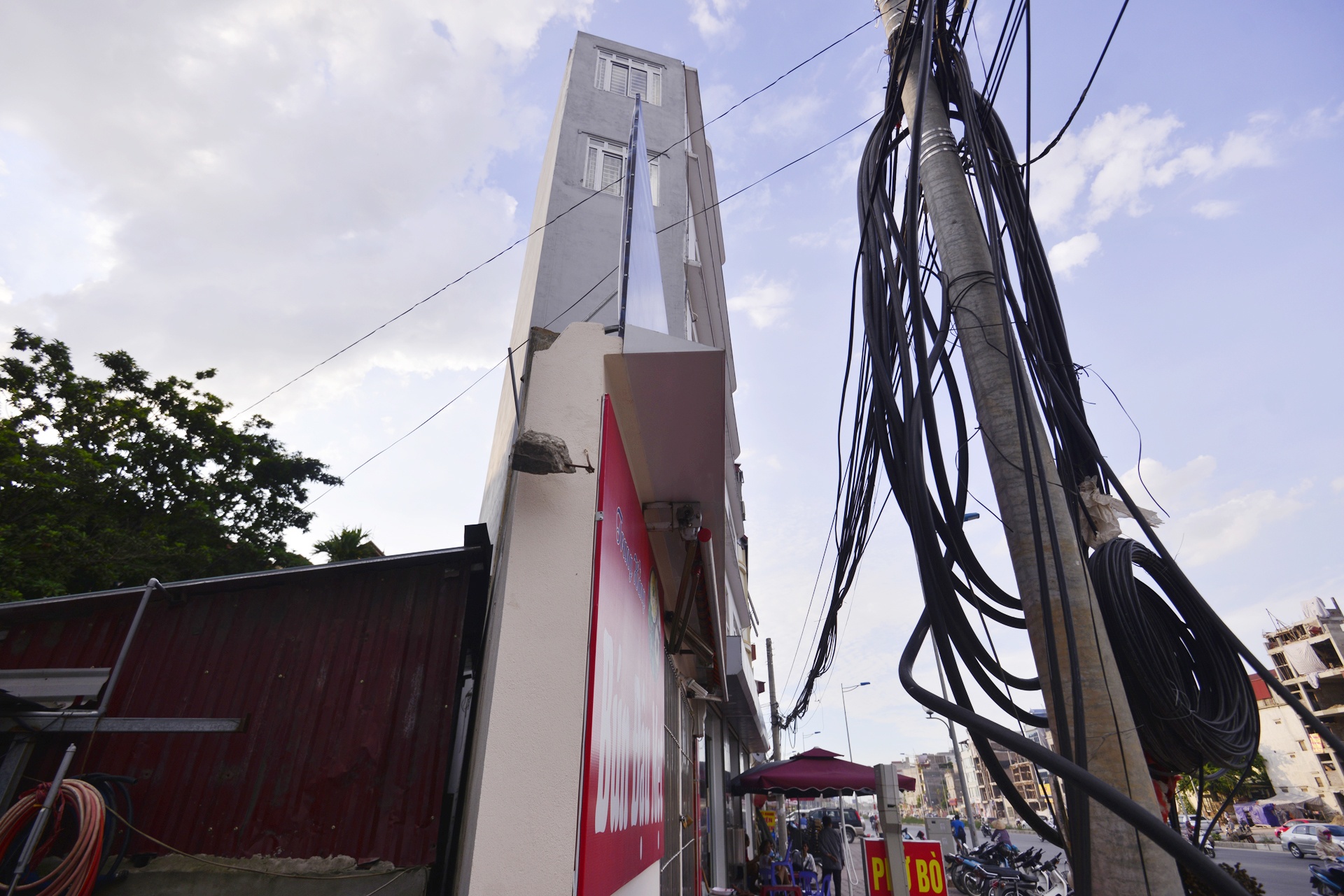 Nha mong nhu buc tuong tren con duong 6.000 ty hinh anh