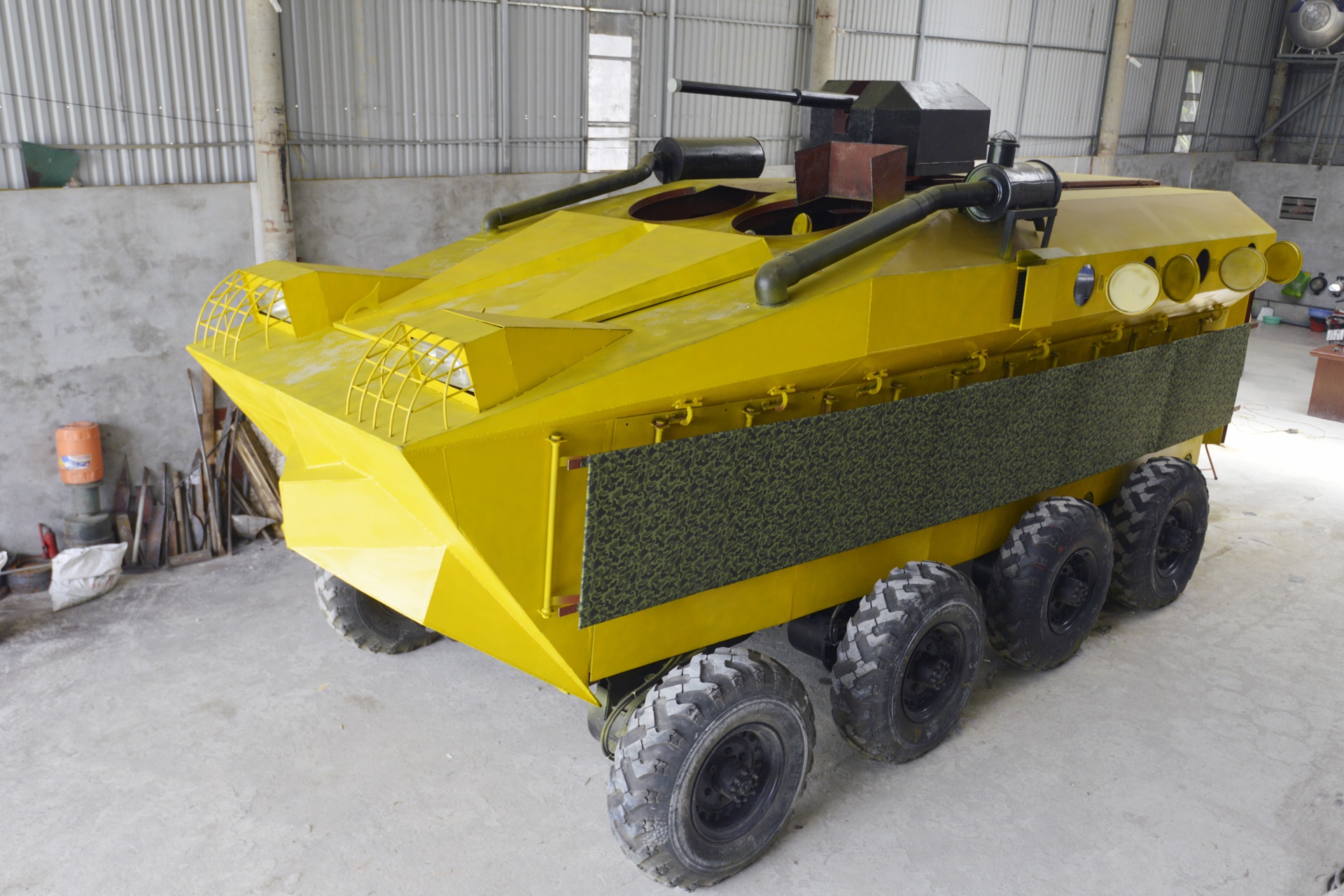 2 ty dong san xuat xe boc thep 'made in' Ha Noi hinh anh