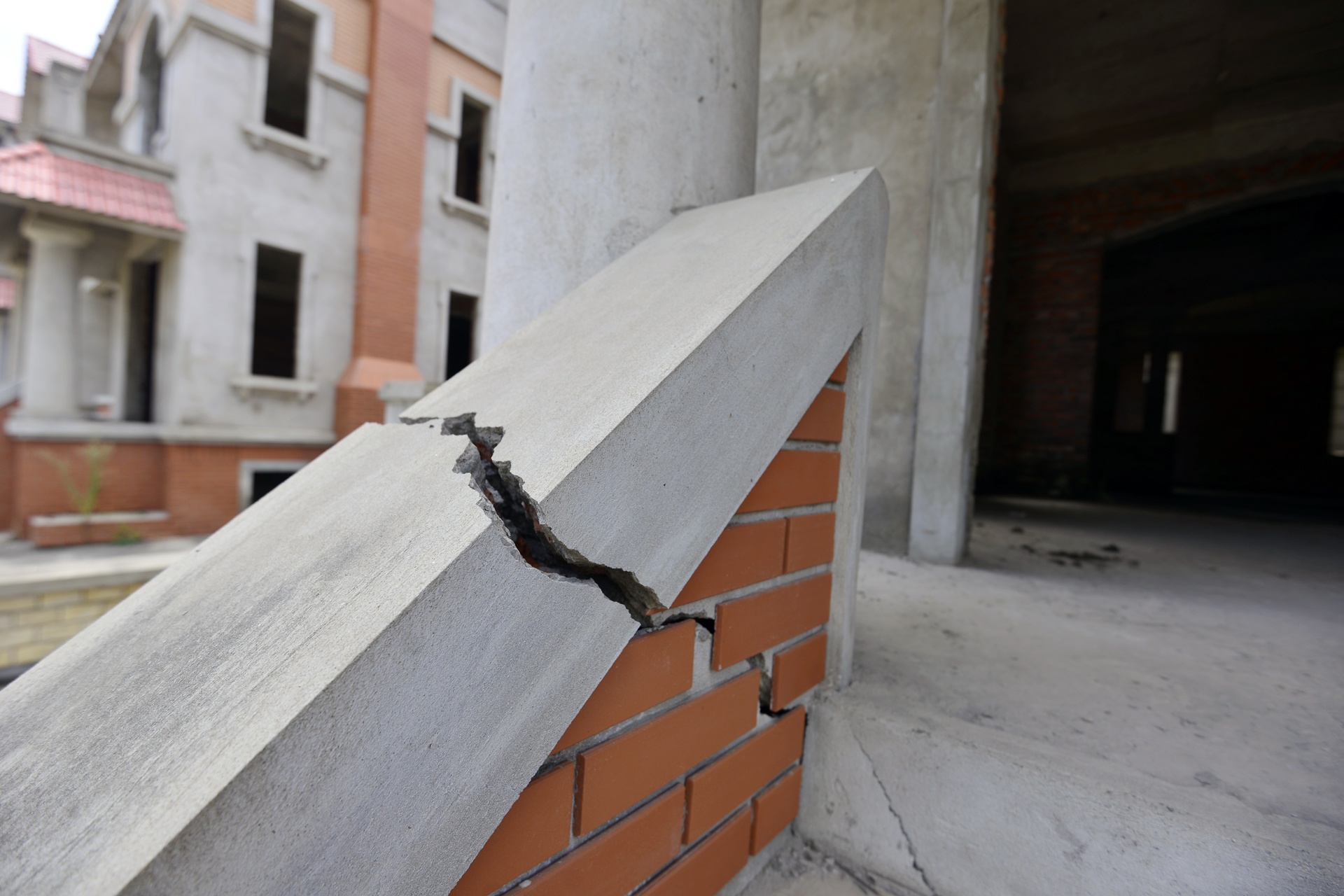 Biet thu hu hong canh Thien duong Bao Son anh 3