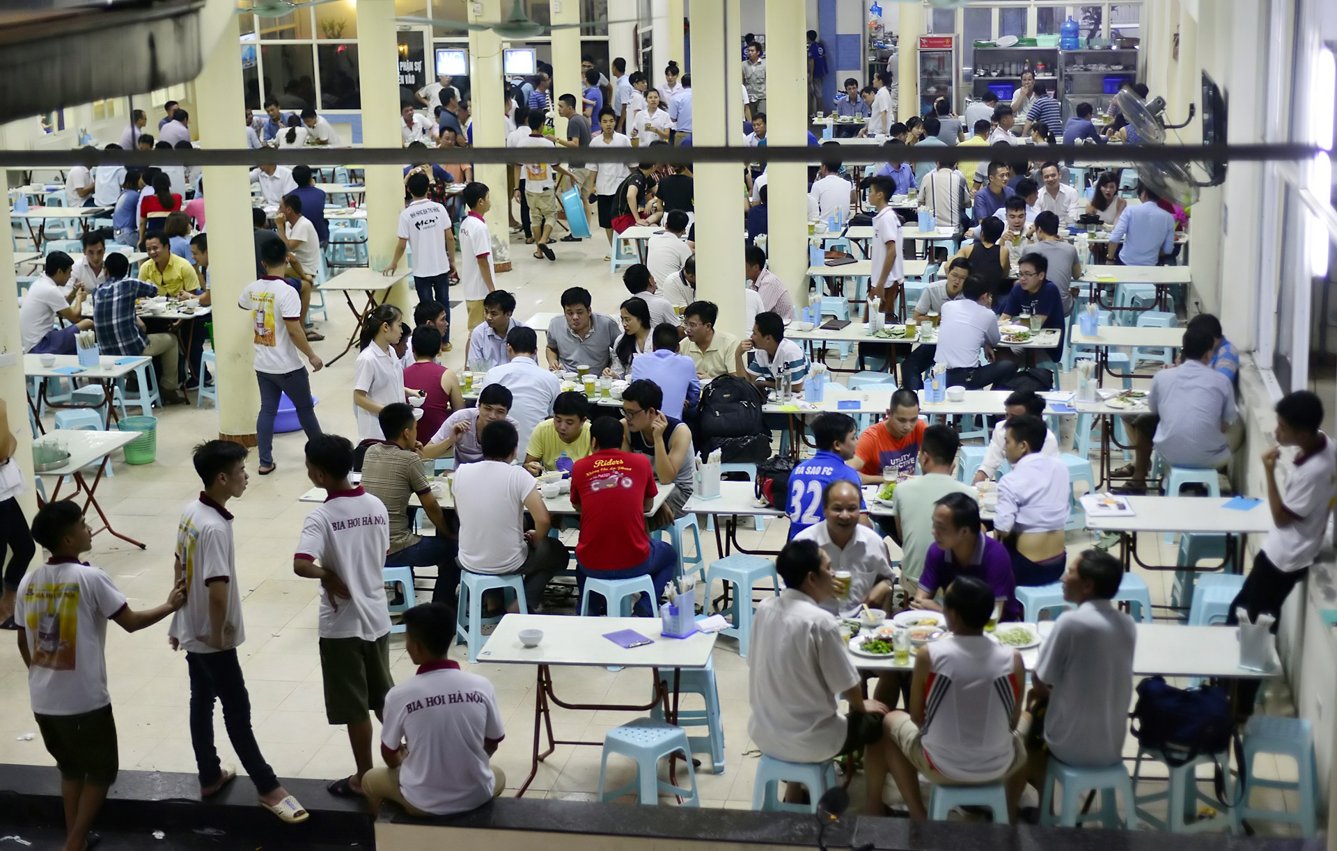 Kinh doanh dieu hoa,  bia len ngoi ngay nang nong anh 9