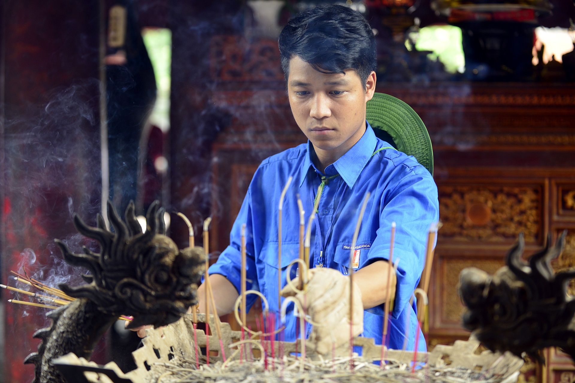 Si tu nhay vao trong so dau rua cau may anh 13