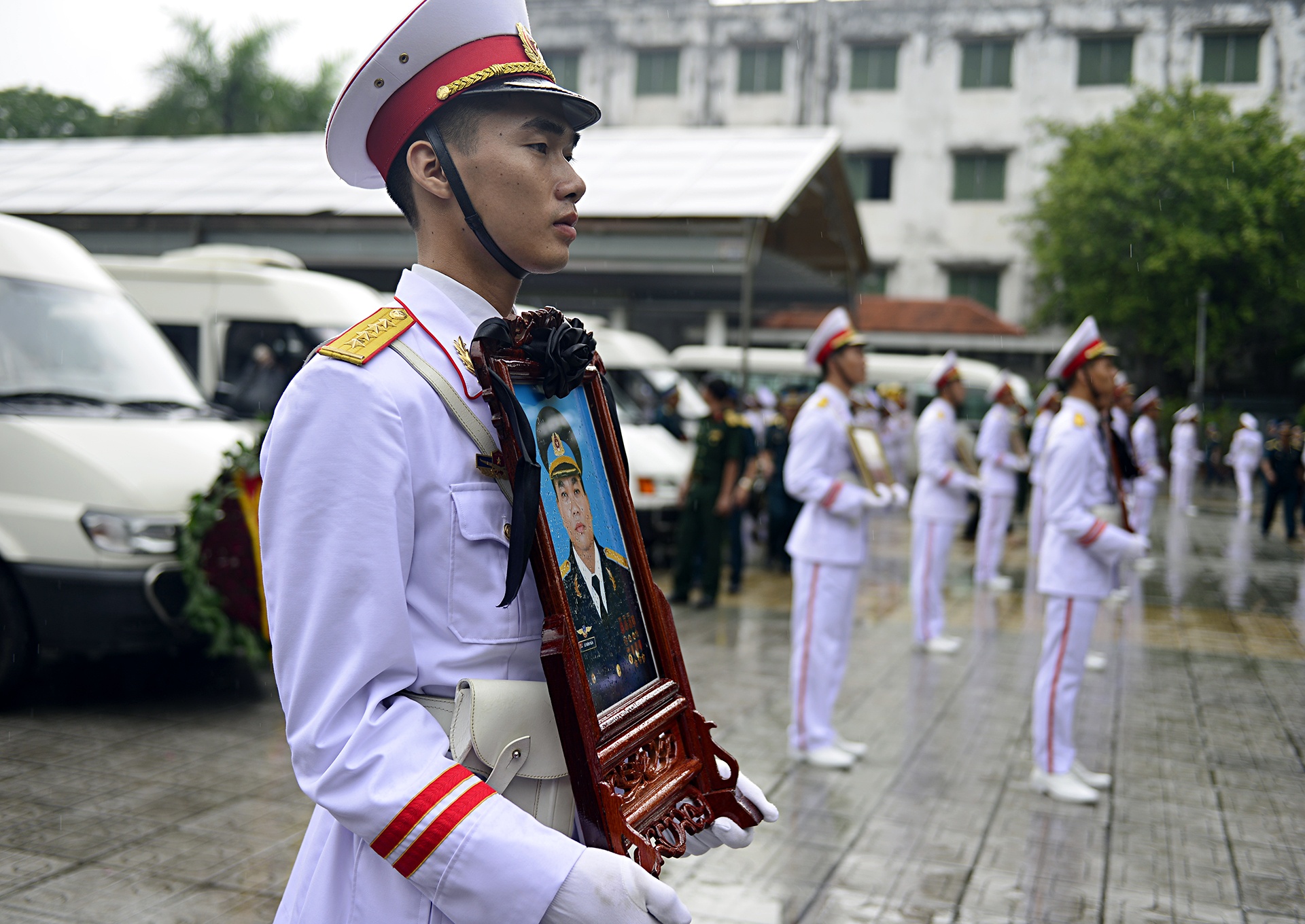 Nhung hinh anh xuc dong trong le tang 9 chien si anh 14