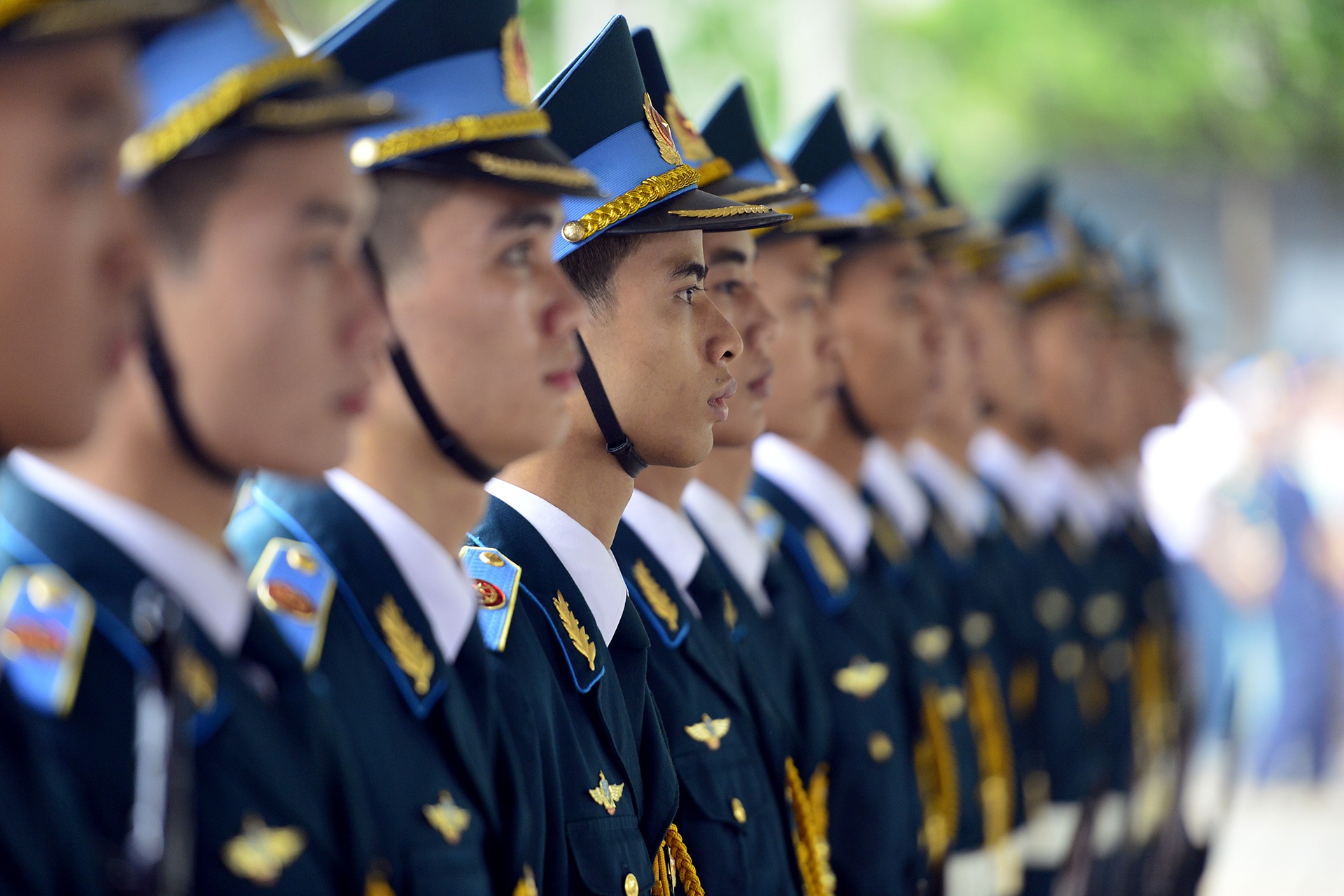 Nhung hinh anh xuc dong trong le tang 9 chien si anh 2