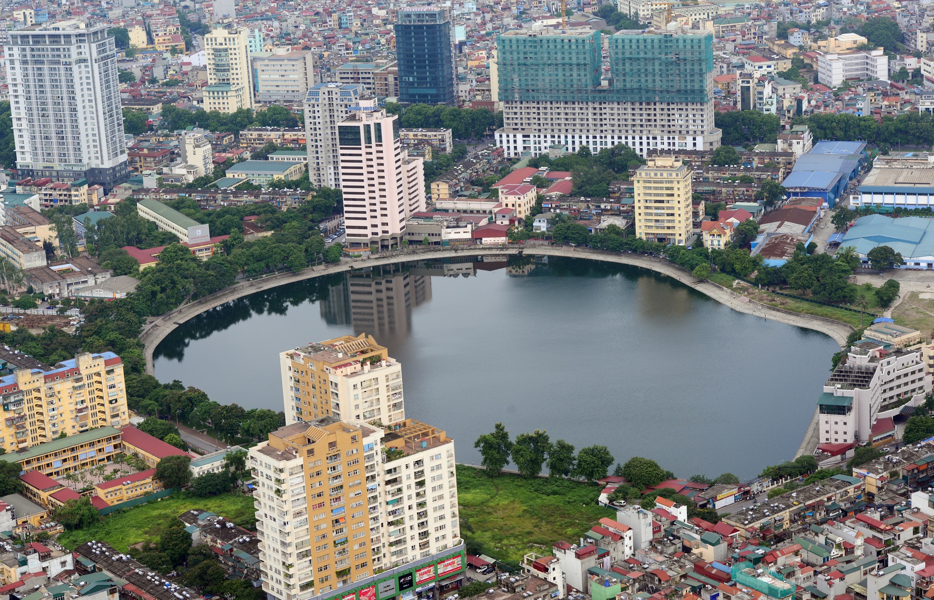 Dien mao Thu do sau hai nam nhin tu toa nha Lotte anh 13