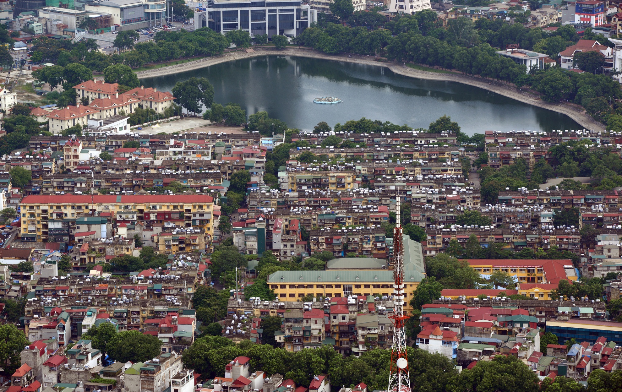 Dien mao Thu do sau hai nam nhin tu toa nha Lotte anh 9