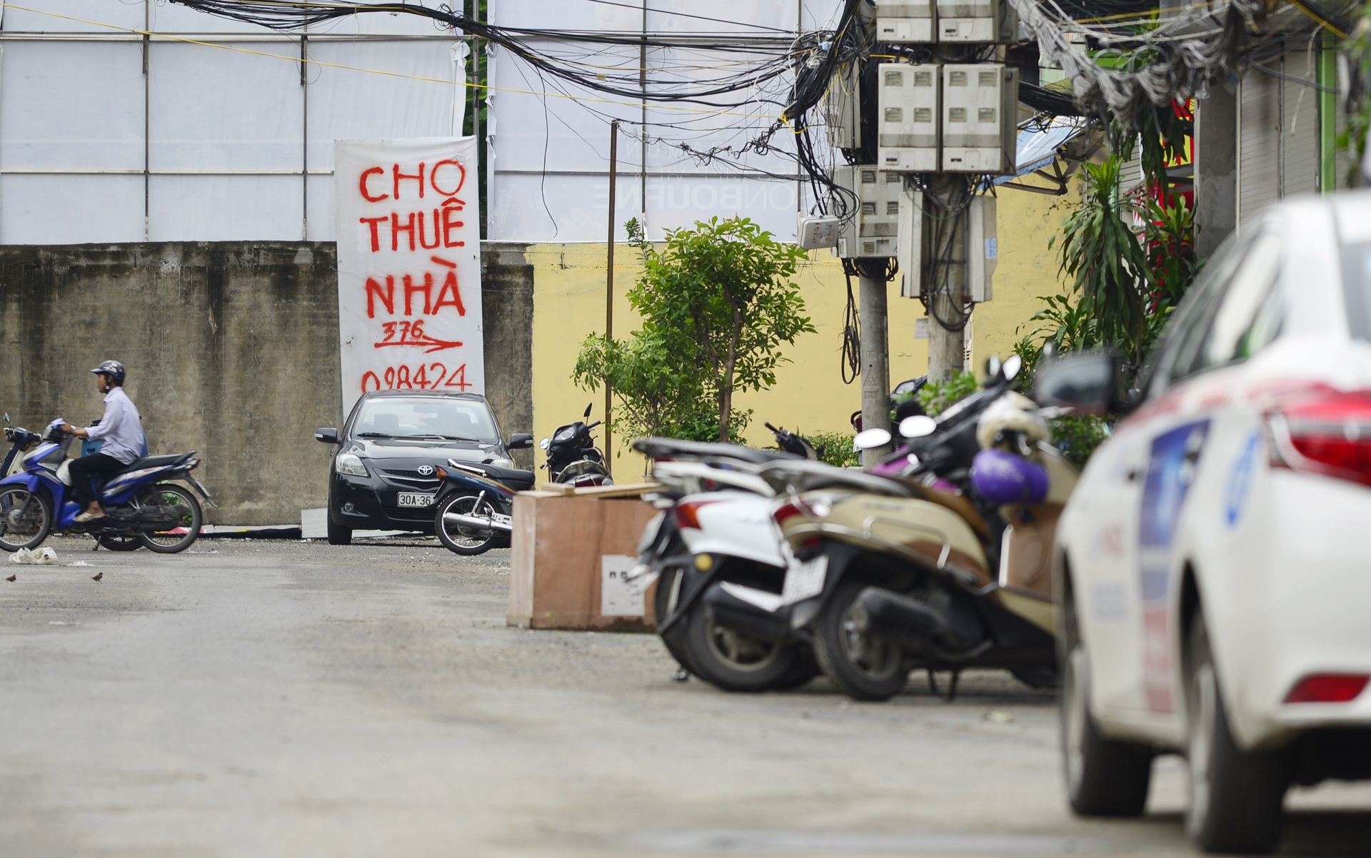 Bat dong san 'xom nuoc den' len doi anh 3