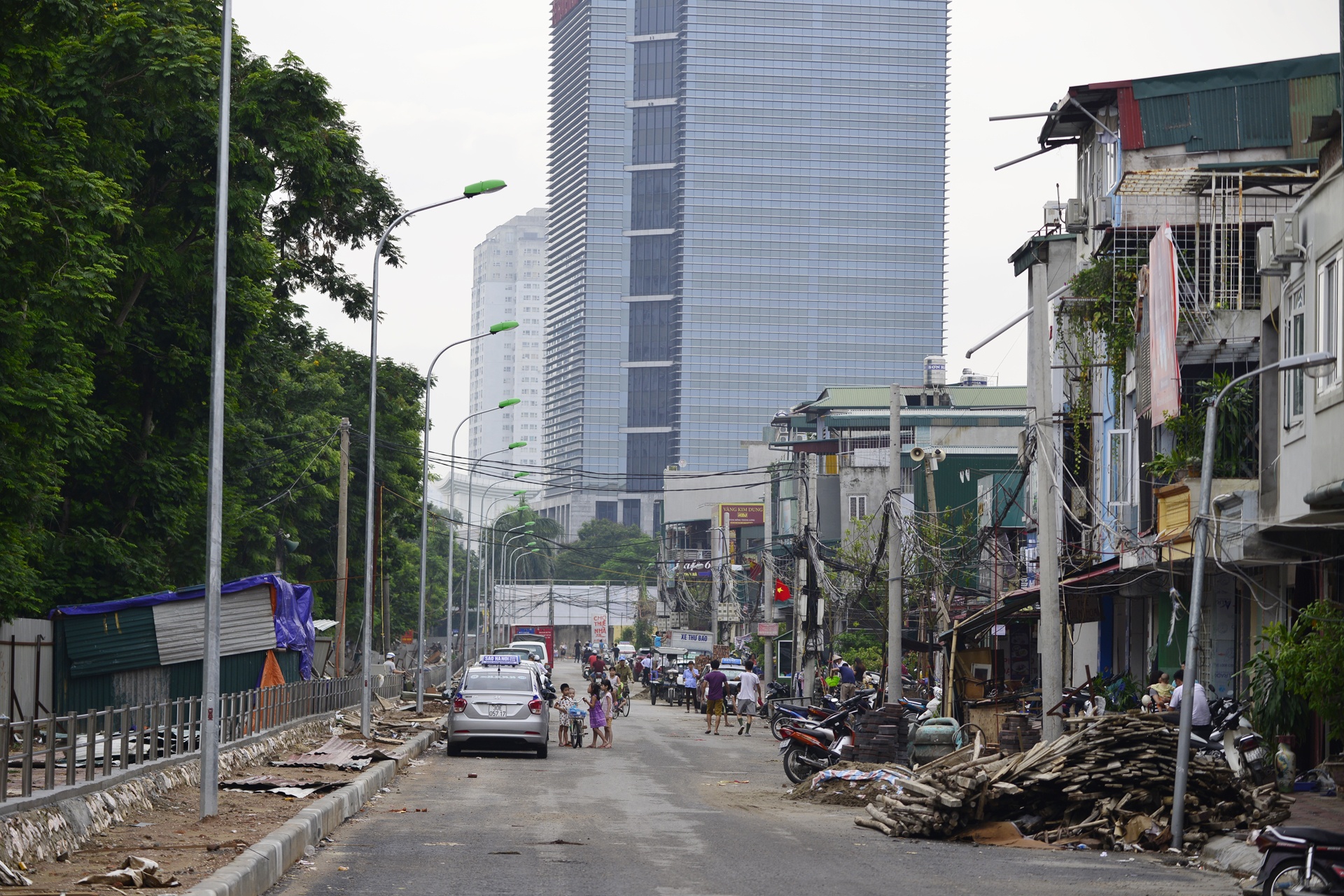 Bat dong san 'xom nuoc den' len doi anh 2