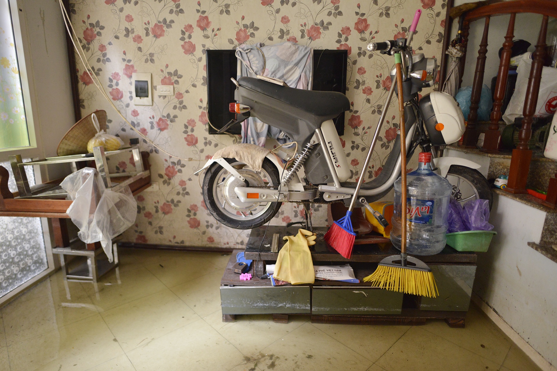 Khu dan cu ngap 5 ngay lien tuc o Ha Noi anh 12