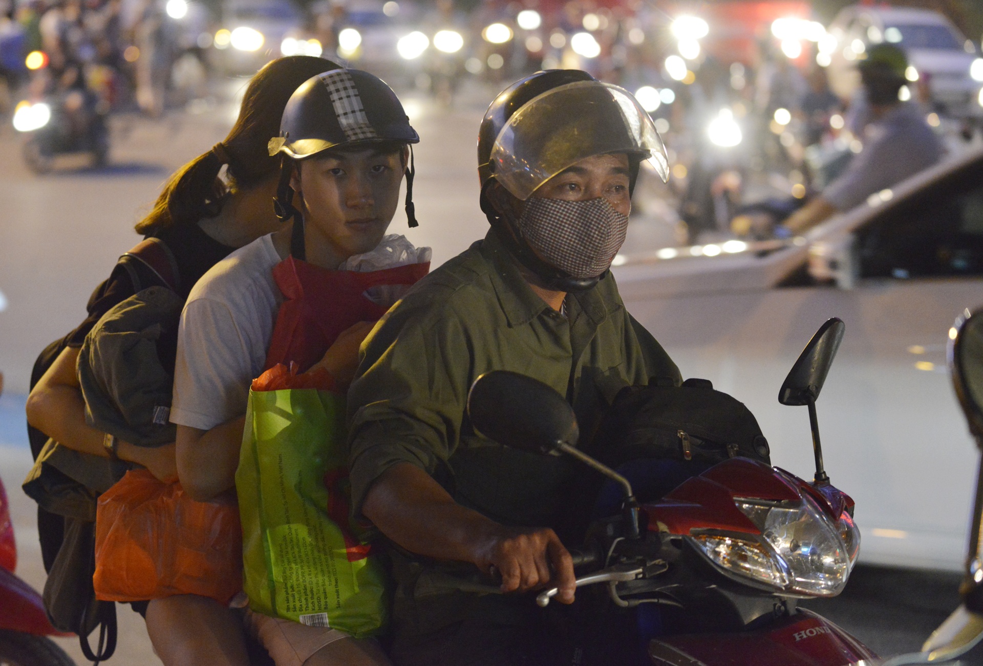 ben xe My Dinh dong nghit nguoi dip 2/9 anh 12