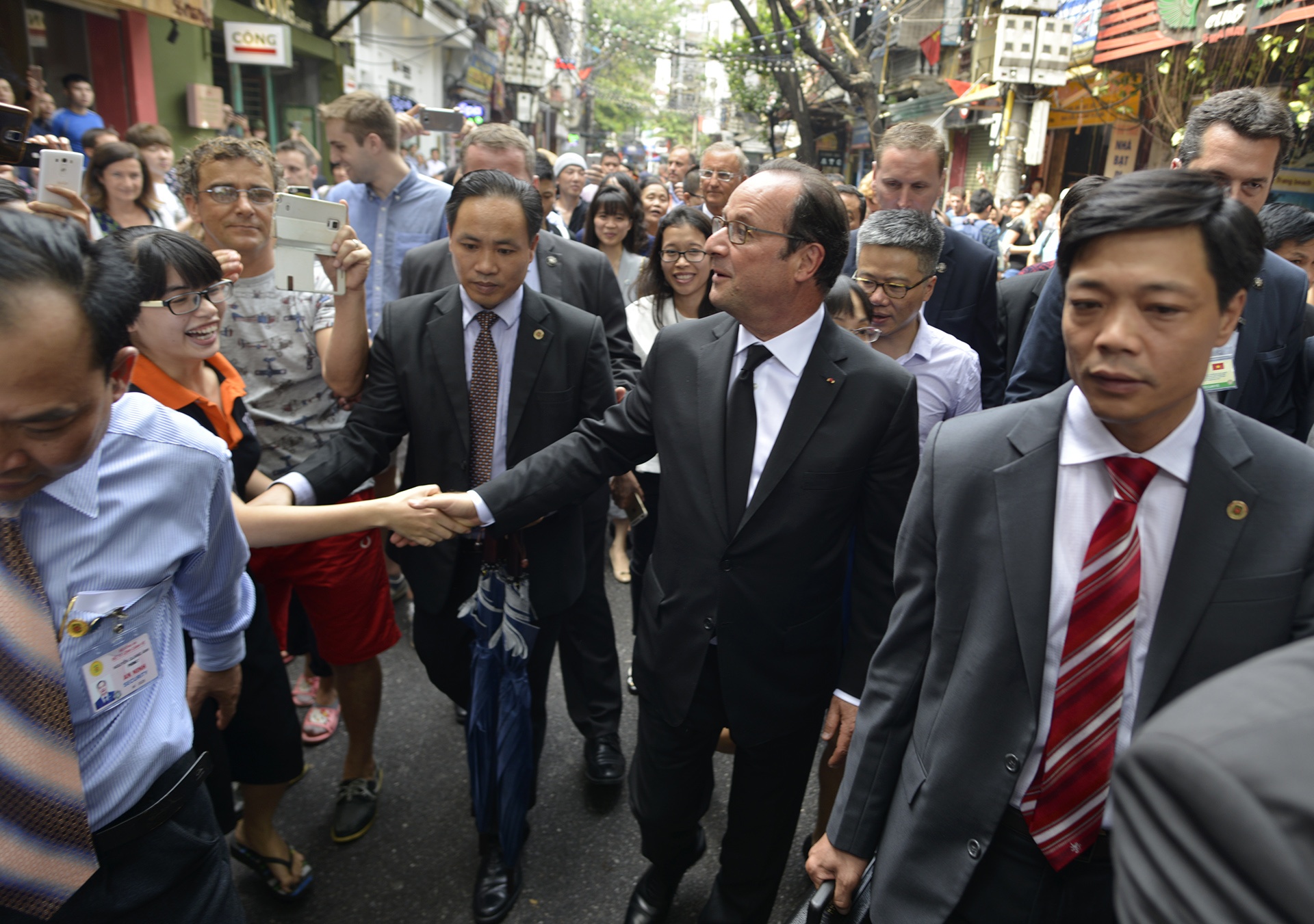 tong thong Phap tham Viet Nam anh 6