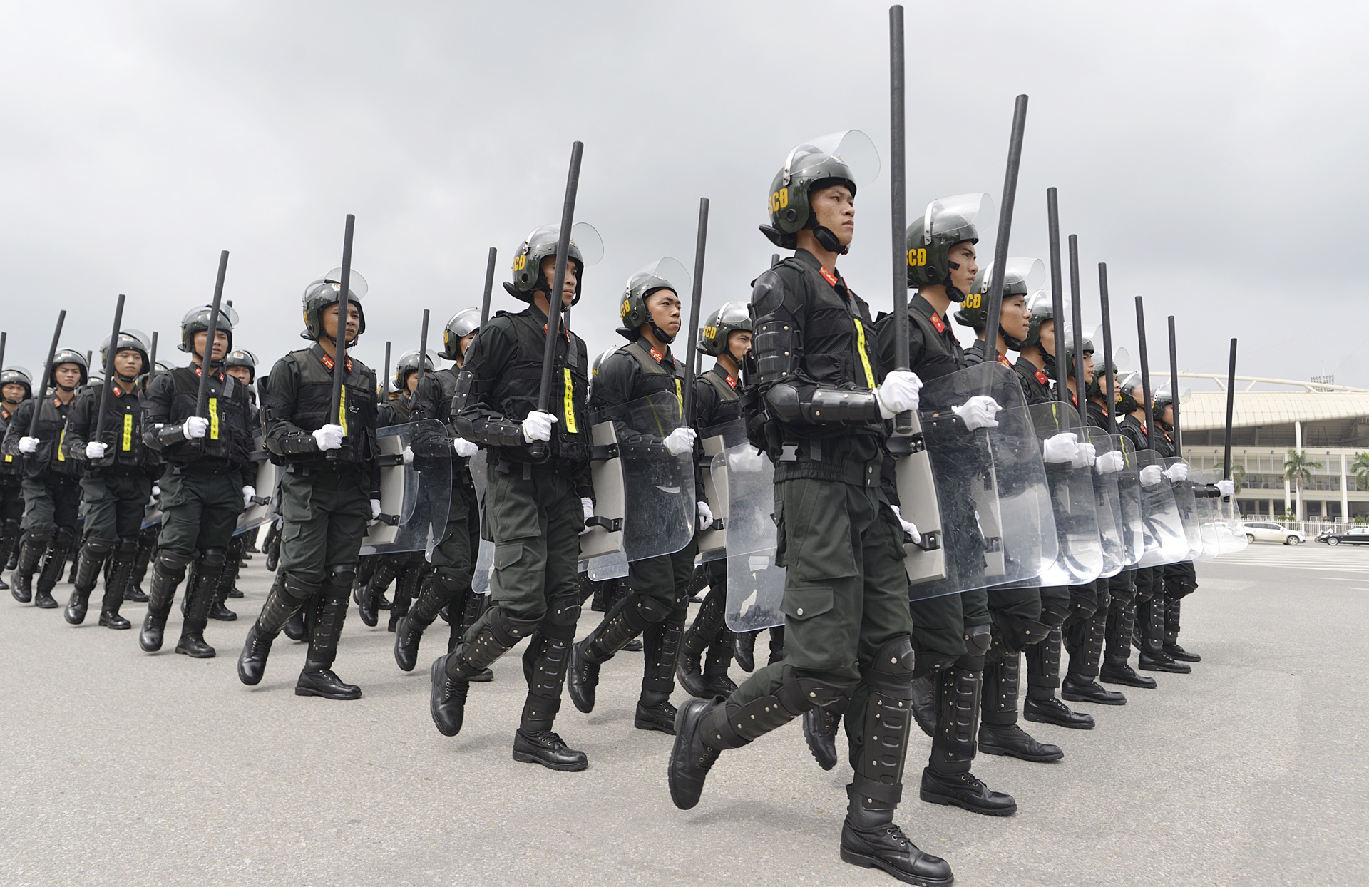 Dan xe cua canh sat co dong anh 6