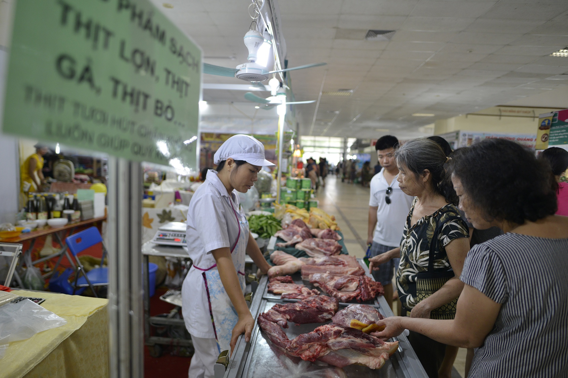 Nong san 4 mien hoi tu o Ha Noi anh 8