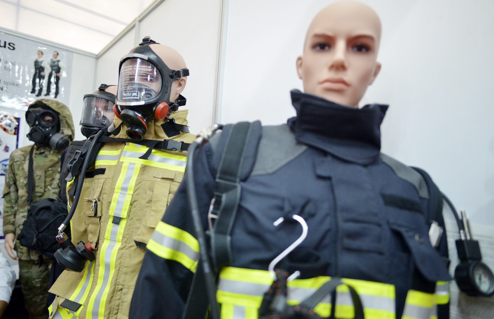 Hang loat thiet bi chua chay hien dai cua Ha Noi anh 9