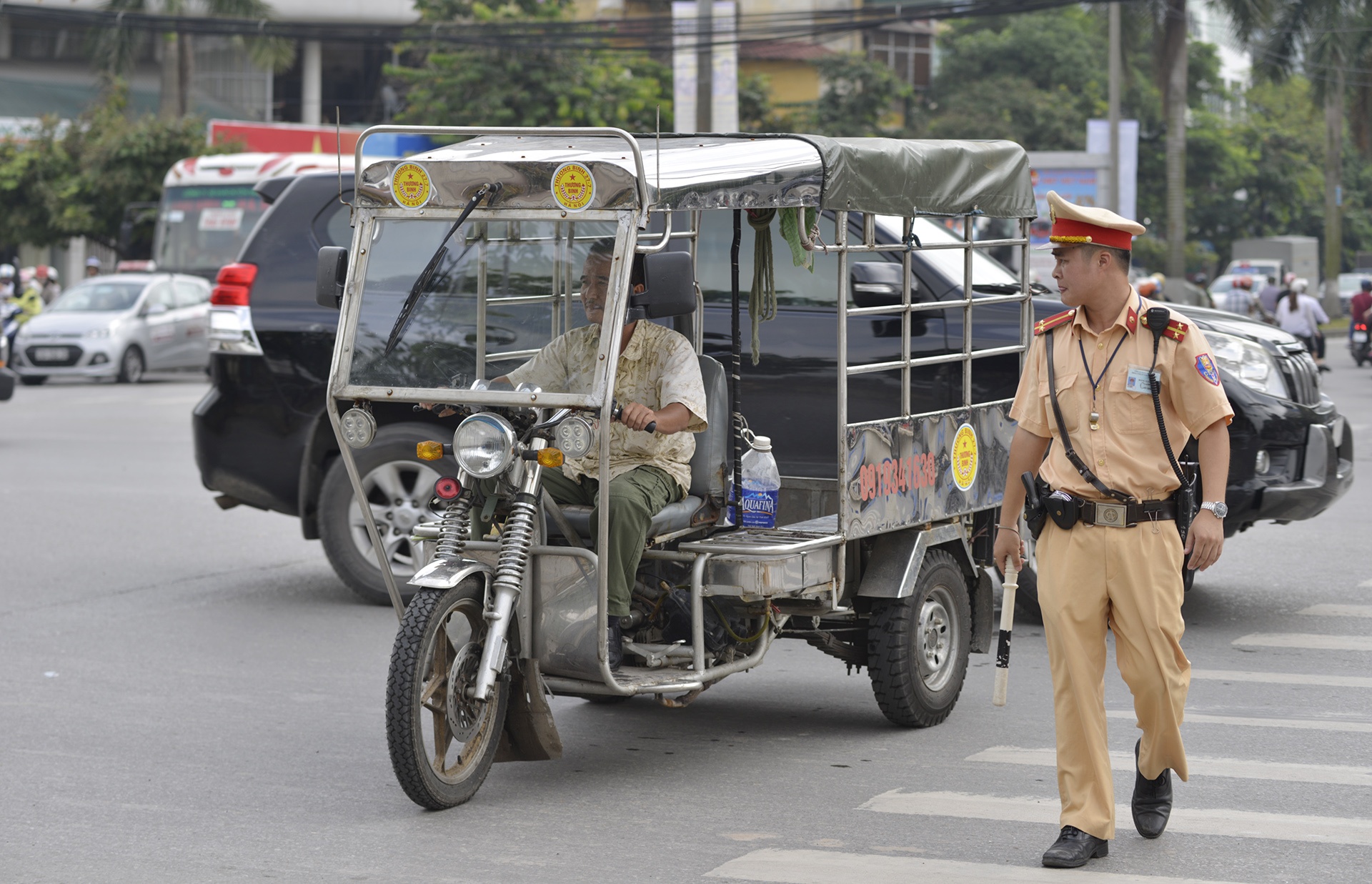 CSGT xu phat xe cho cong kenh anh 11