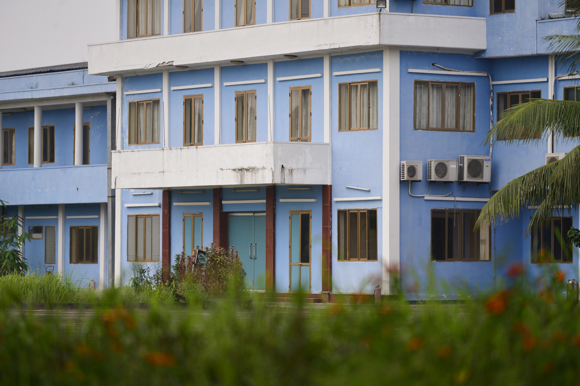 Nha may Vinaxuki dong cua anh 20