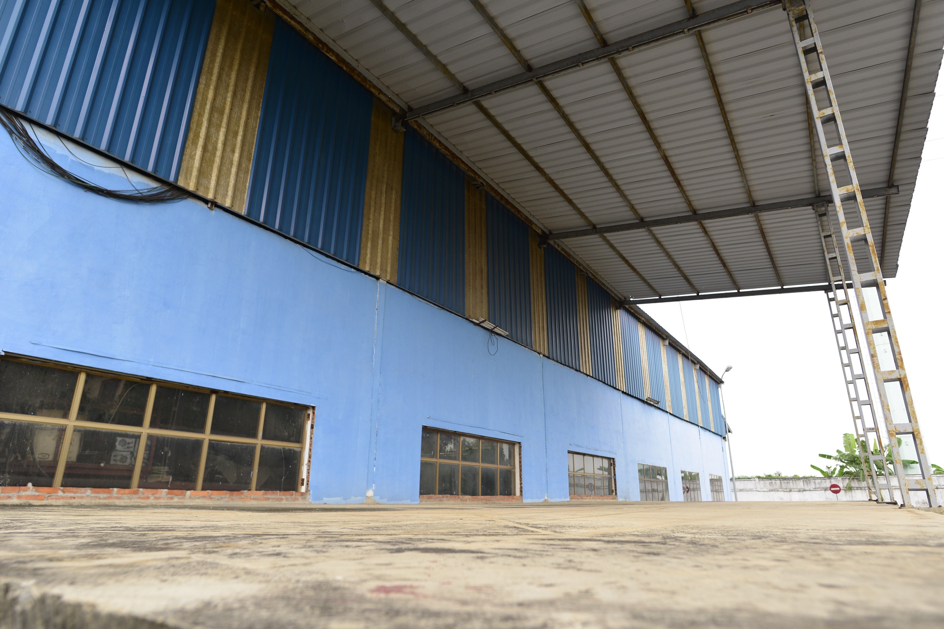 Nha may Vinaxuki dong cua anh 4