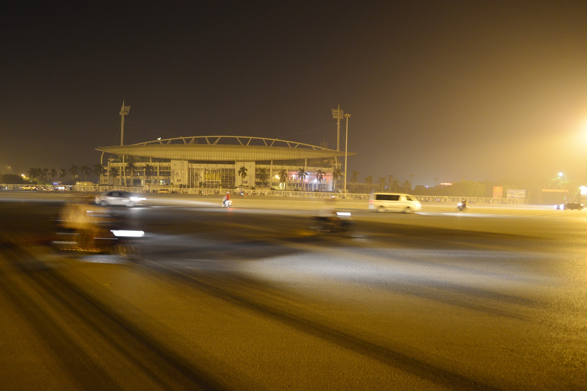 Khoi mu bao trum dem Ha Noi anh 2