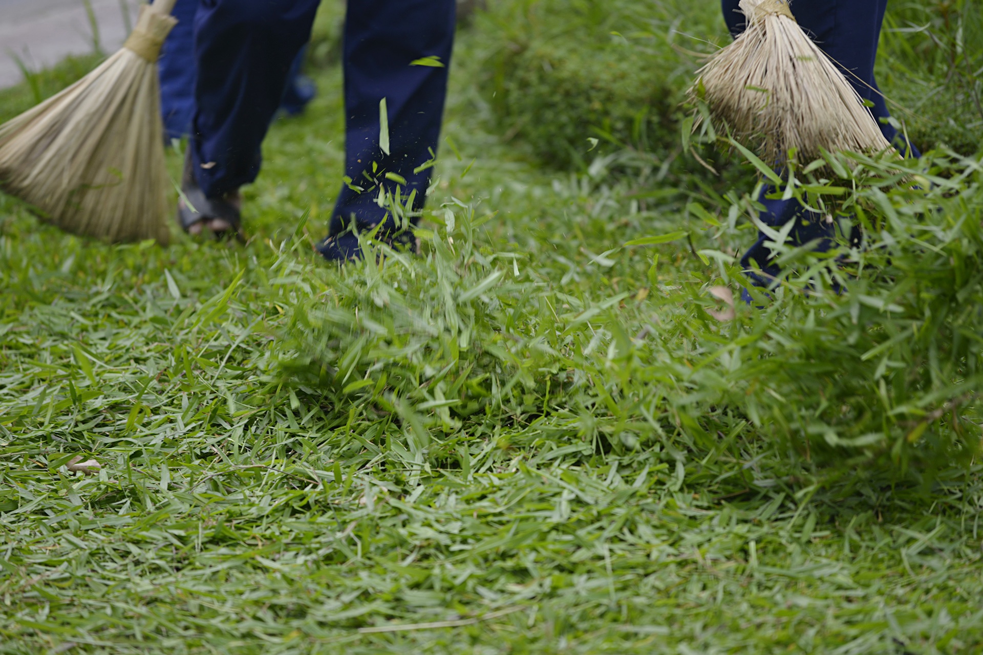 Ha Noi nhon nhip cat co sau 3 thang tam dung anh 5