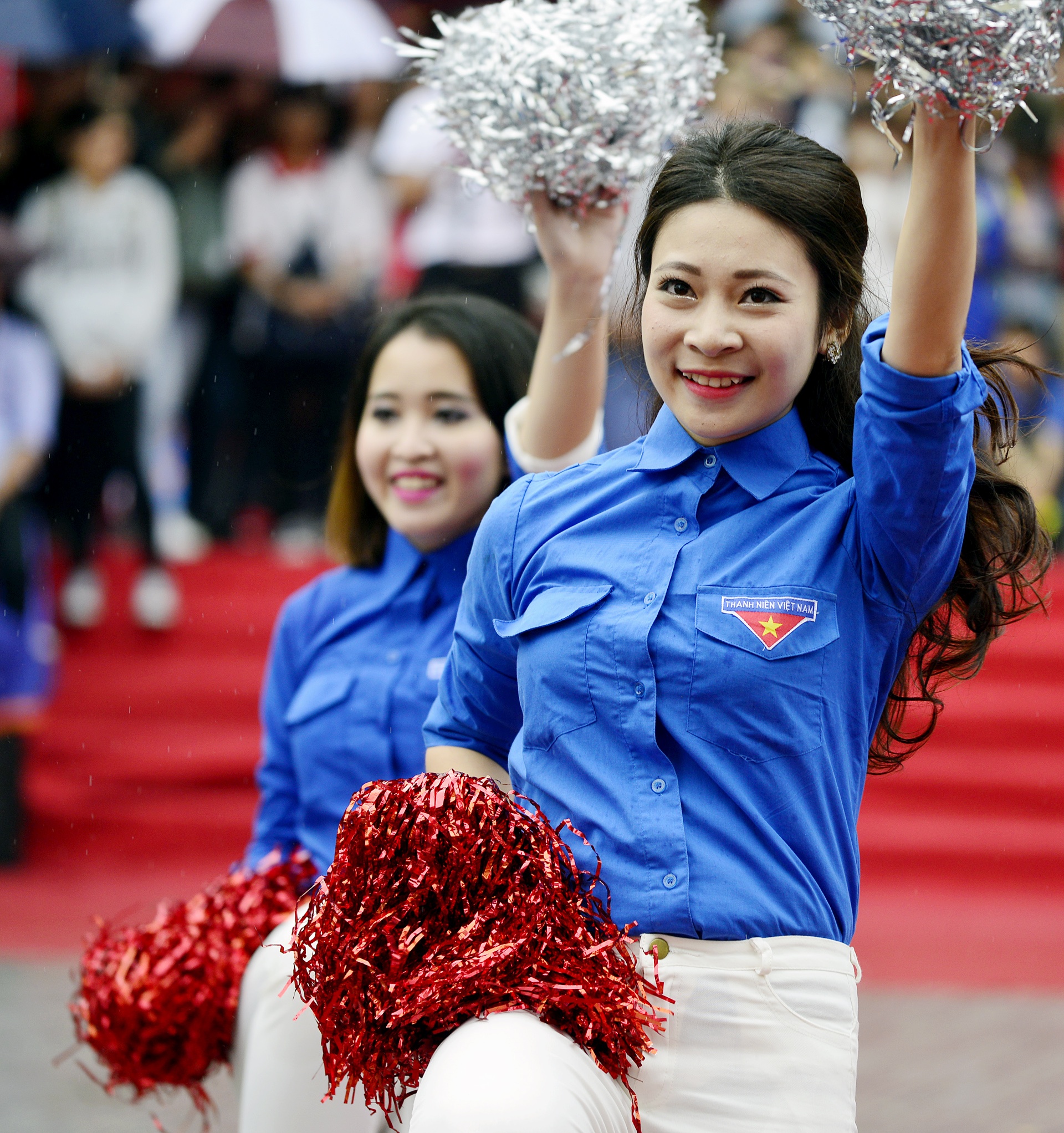 Sinh vien dau vo duoi mua anh 7